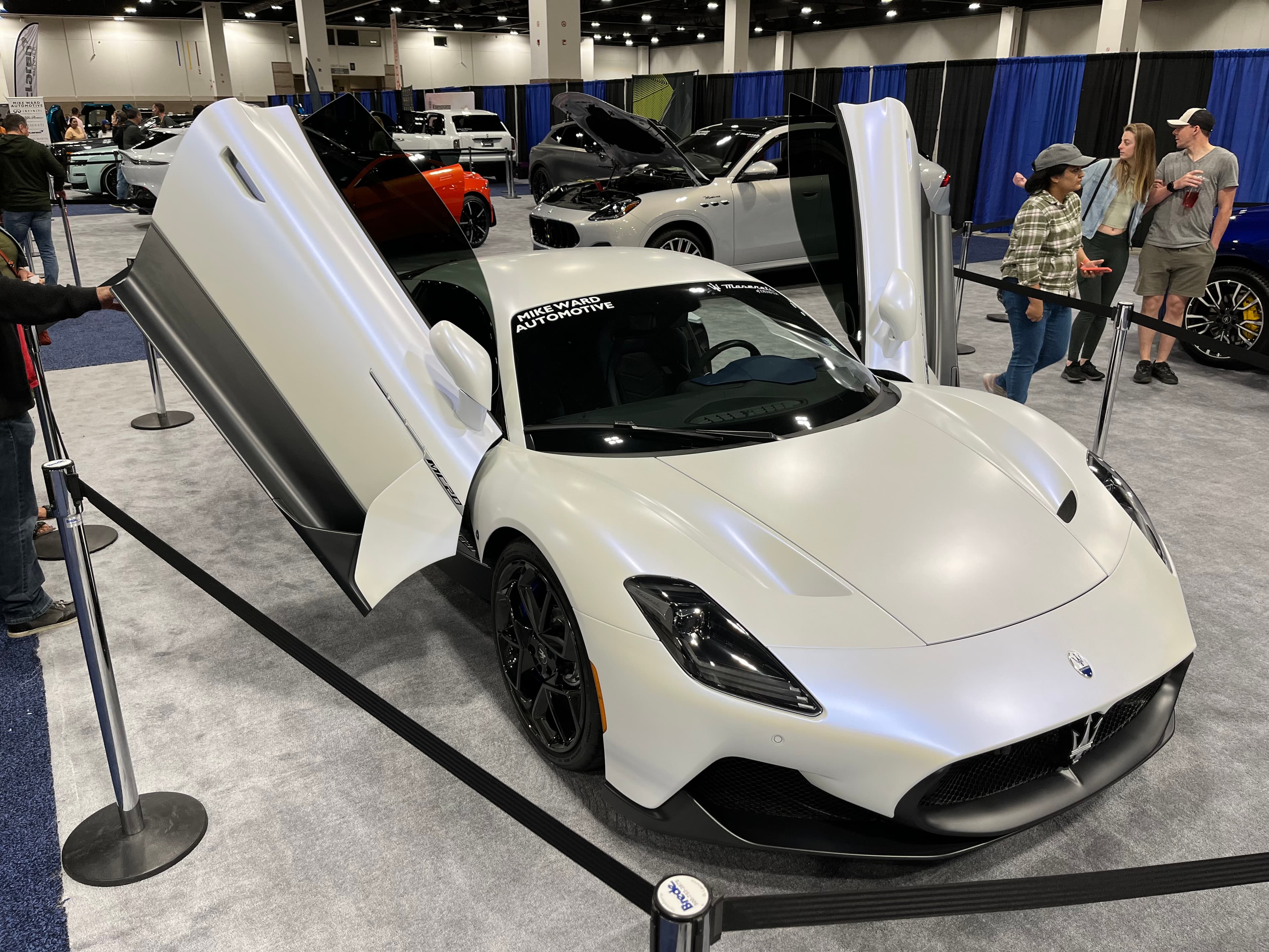 MASERATI MC20 — photo 1