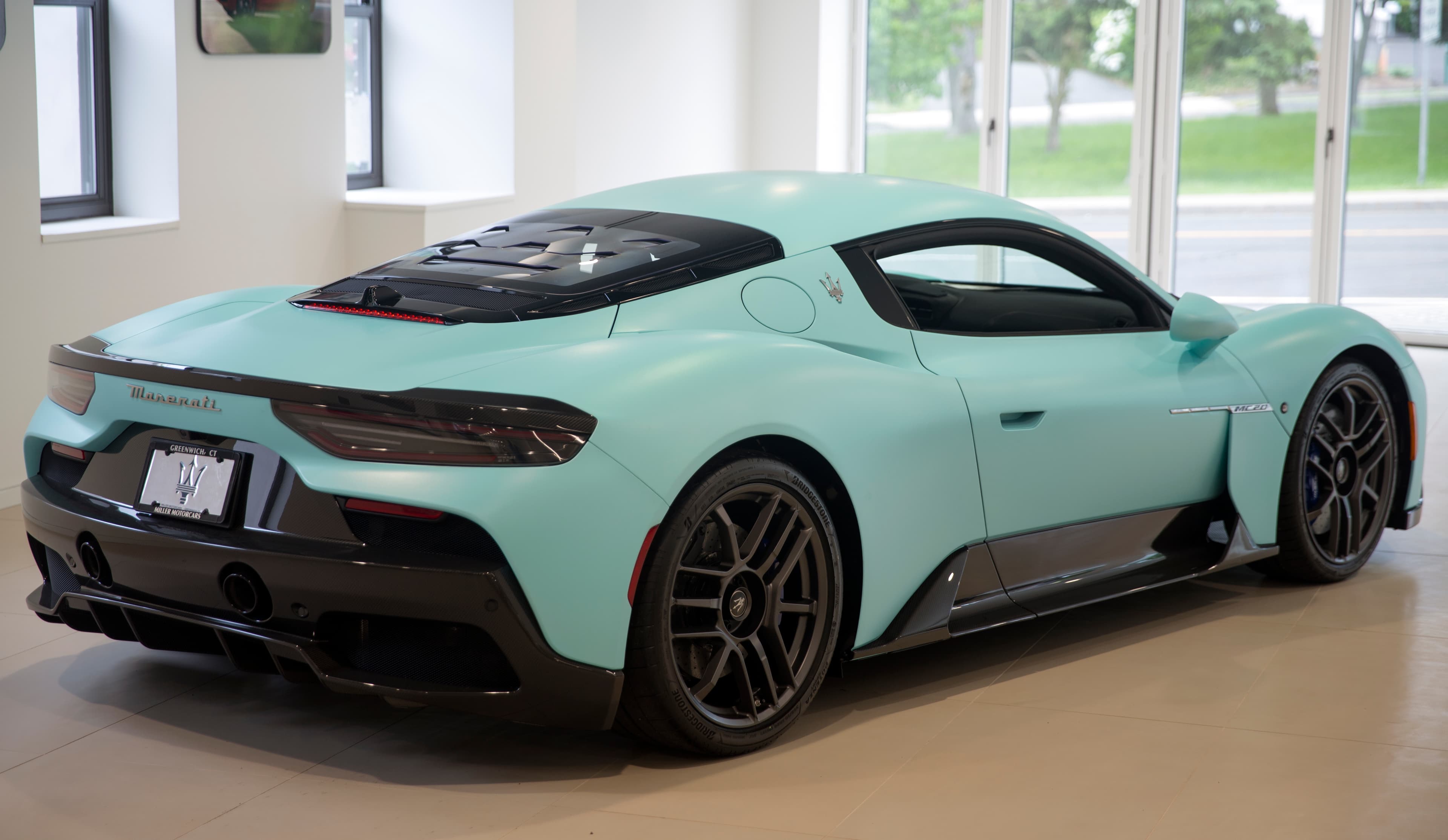 MASERATI MC20 — photo 2