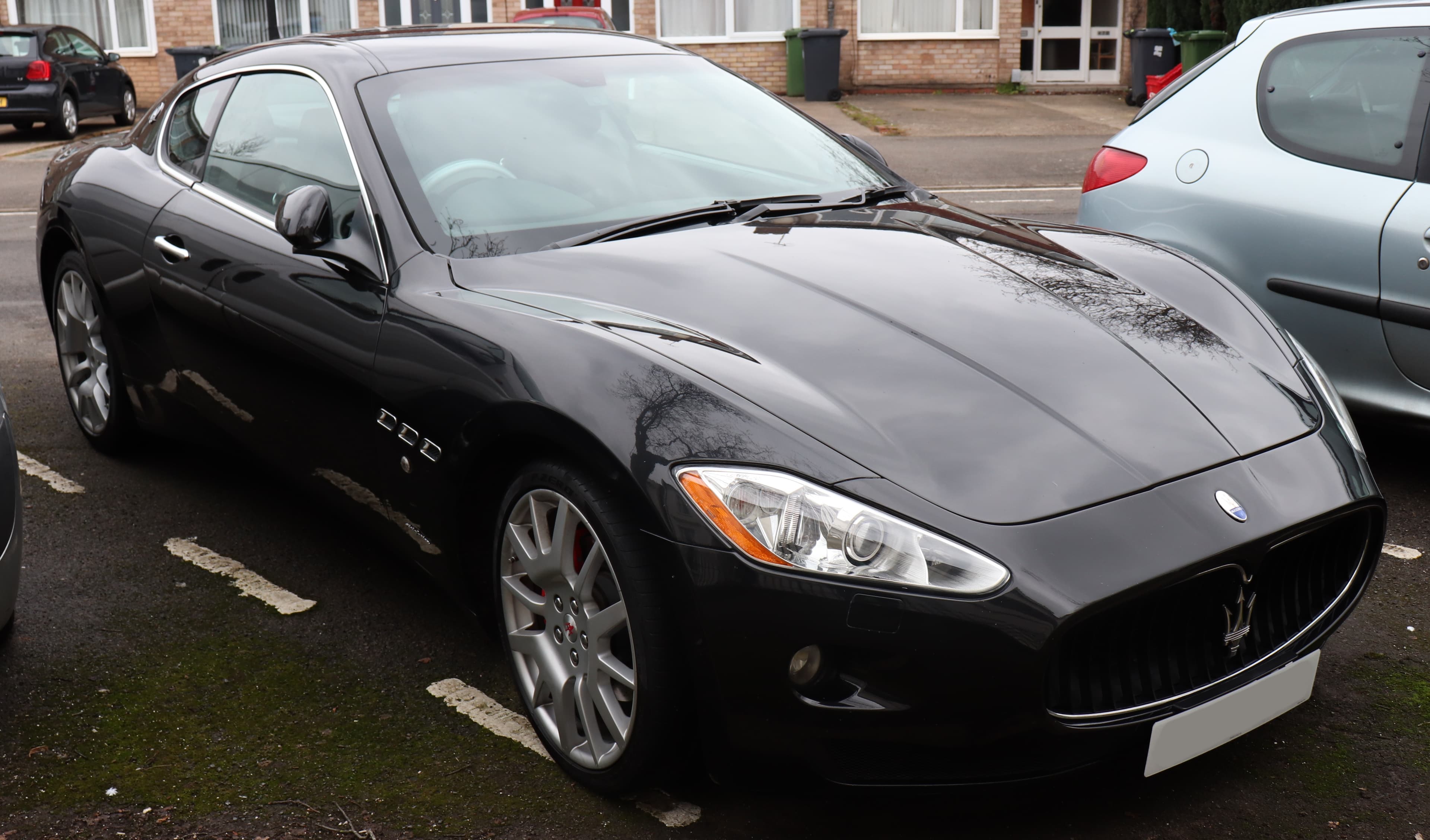 MASERATI GranTurismo — photo 1