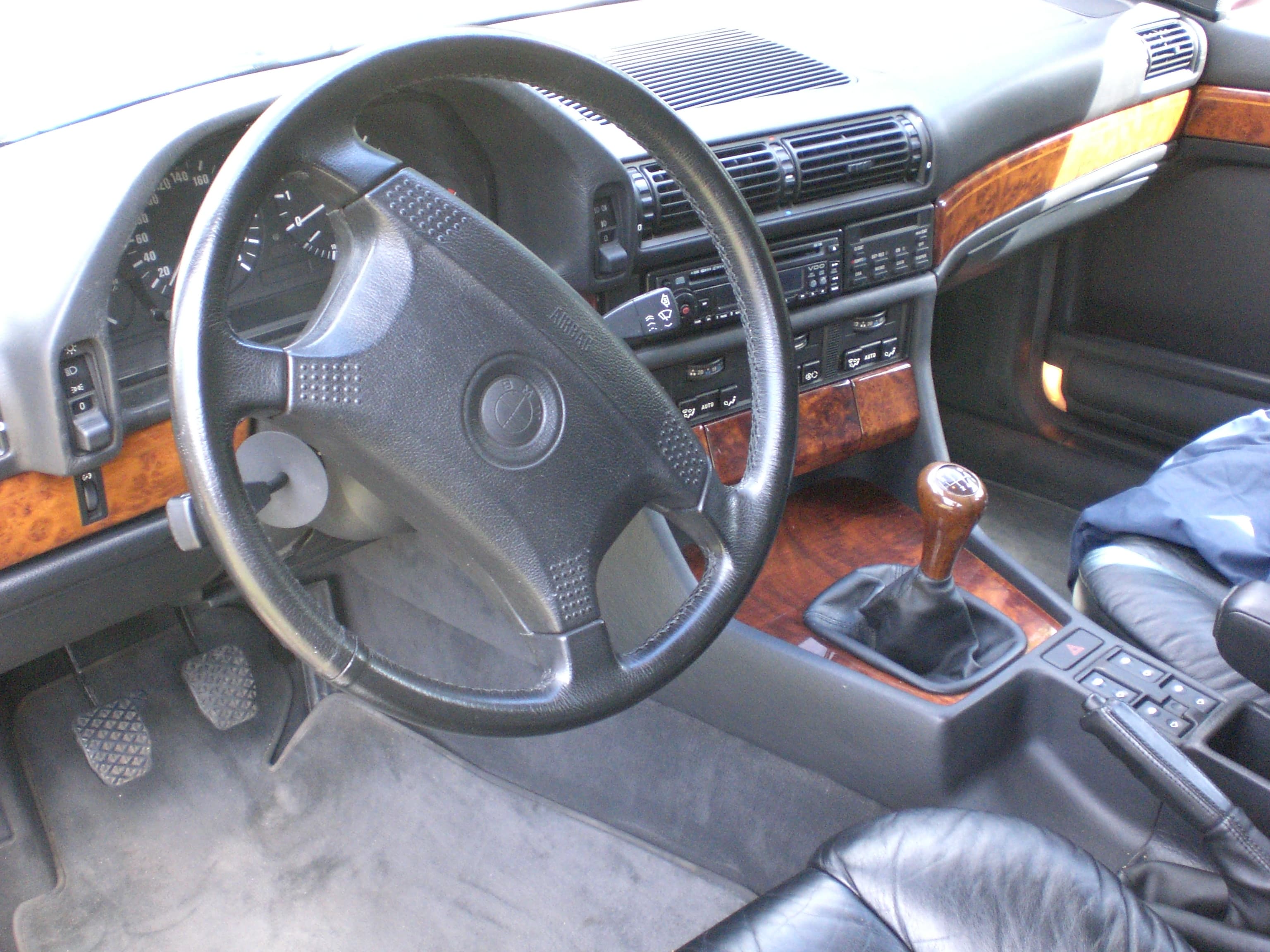 BMW Série 7 PHEV — photo 1