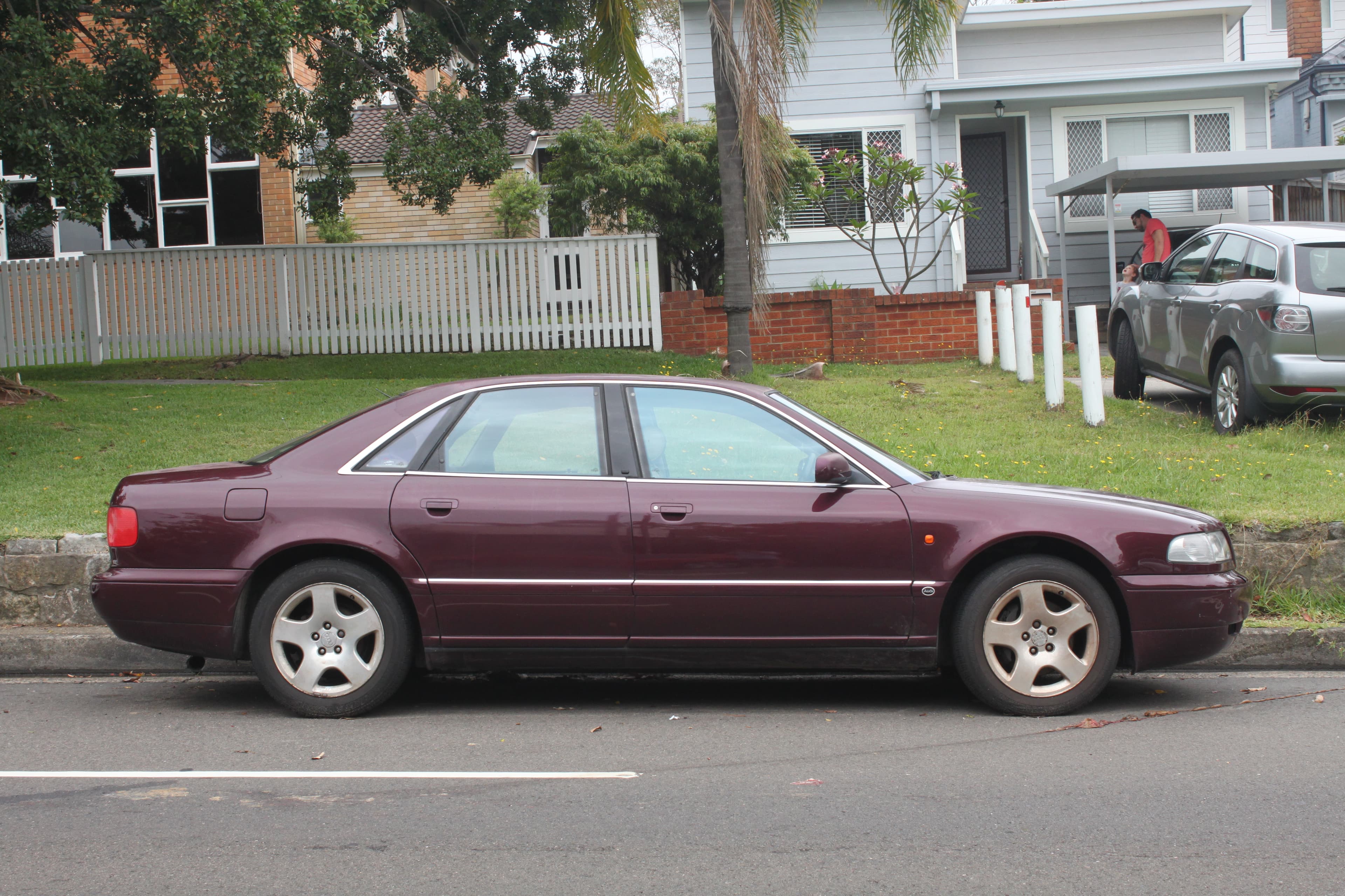 AUDI A8 — photo 2
