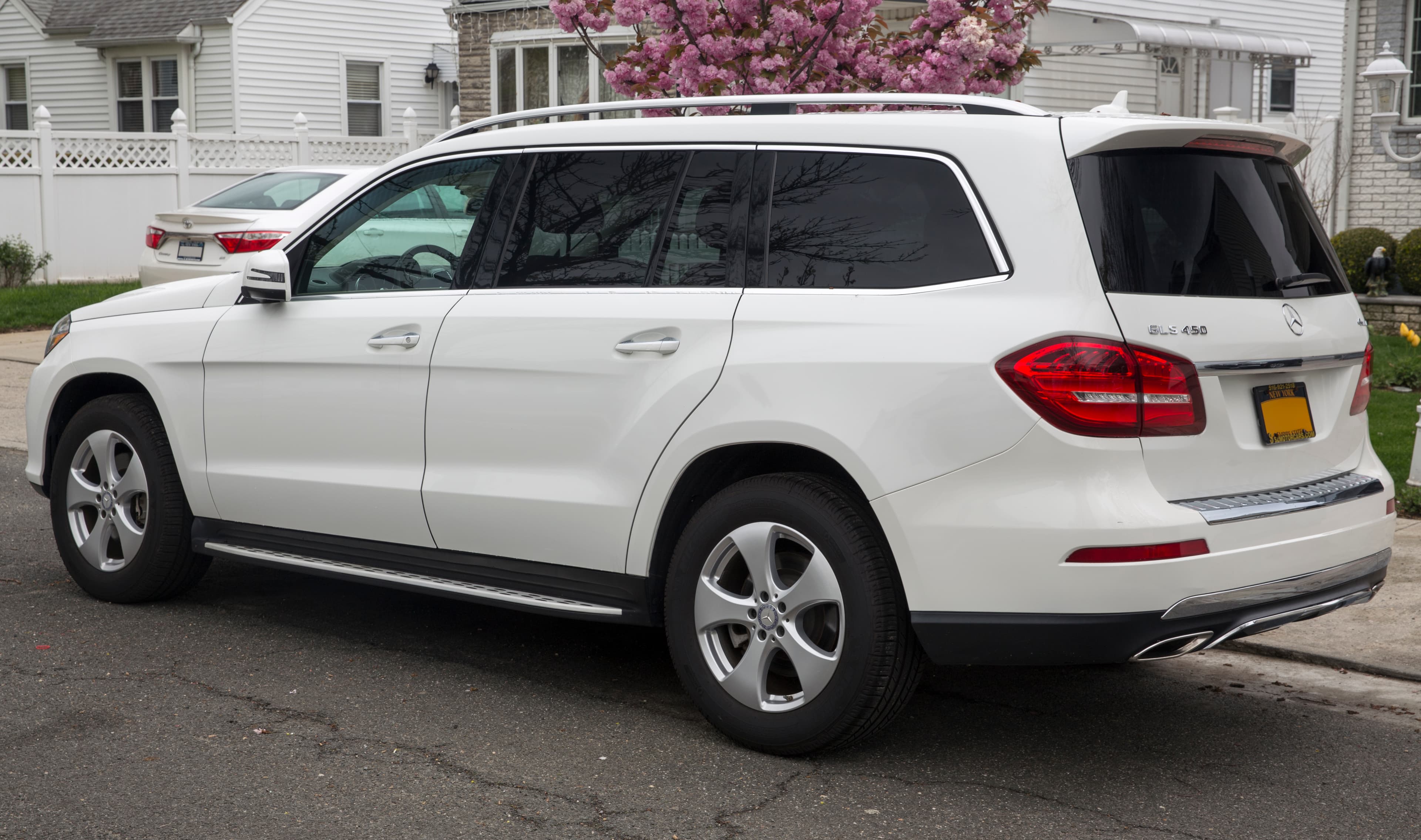 MERCEDES GLS — photo 2