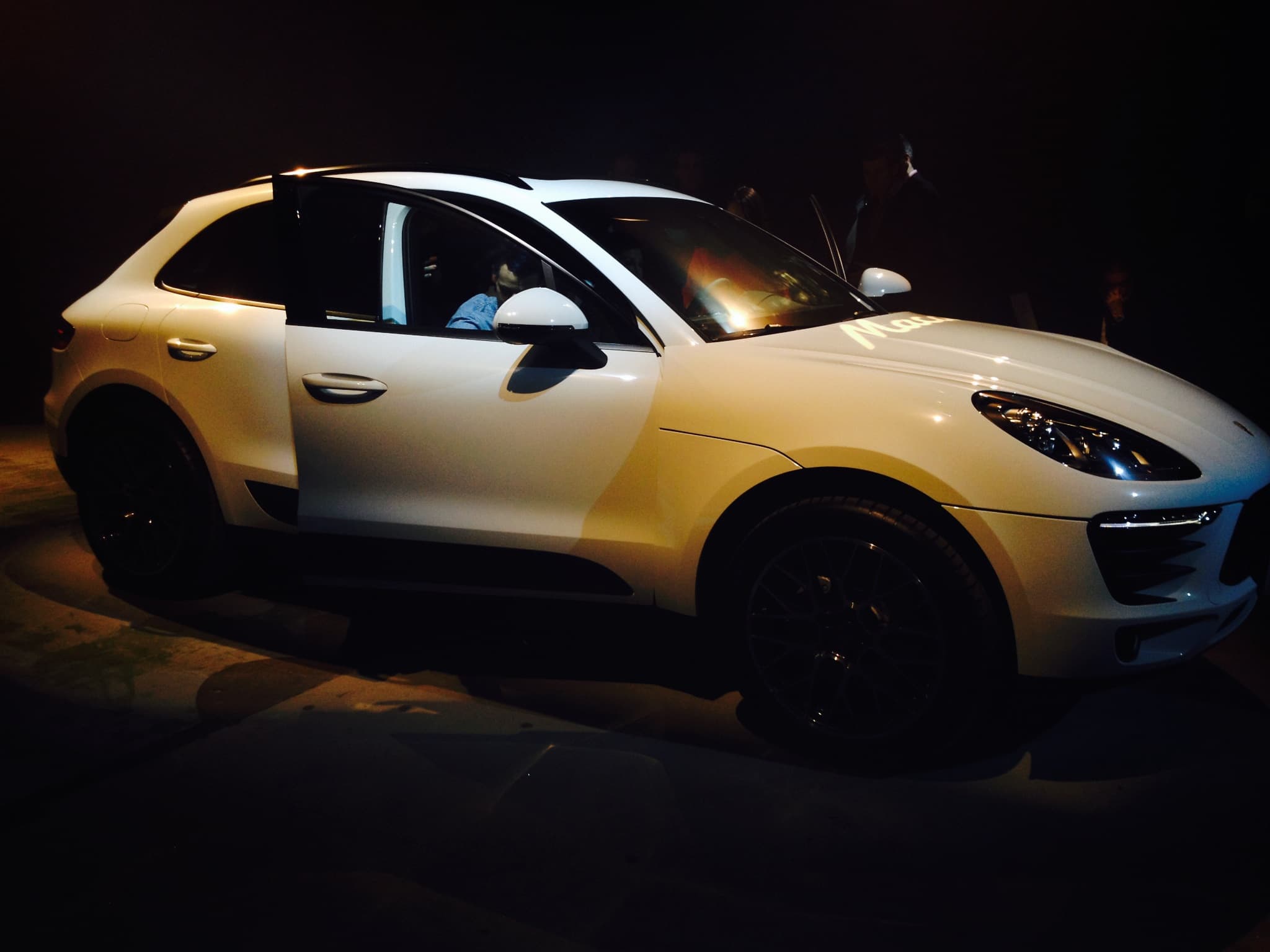 PORSCHE Macan — photo 2