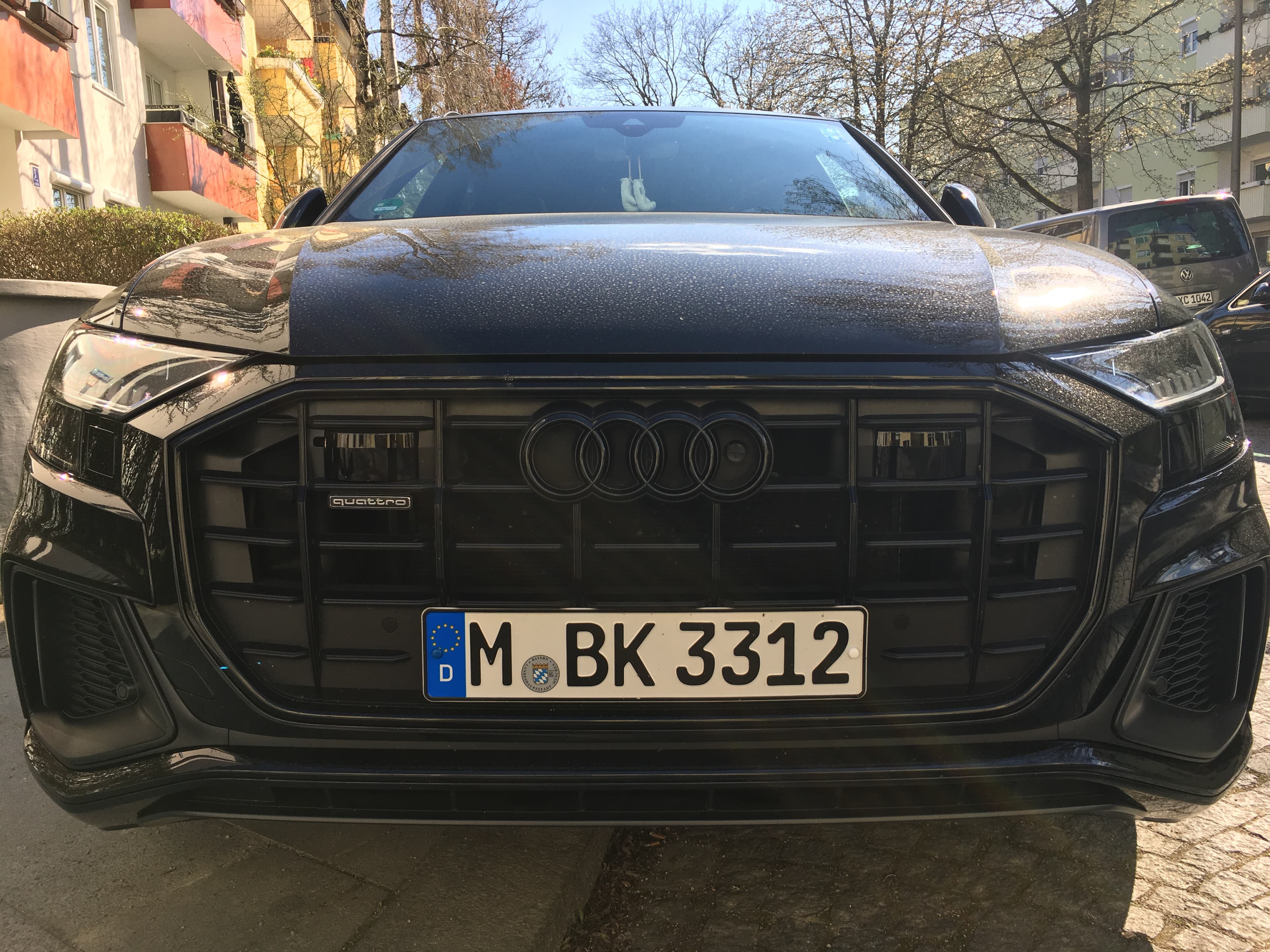 AUDI Q8 — photo 1