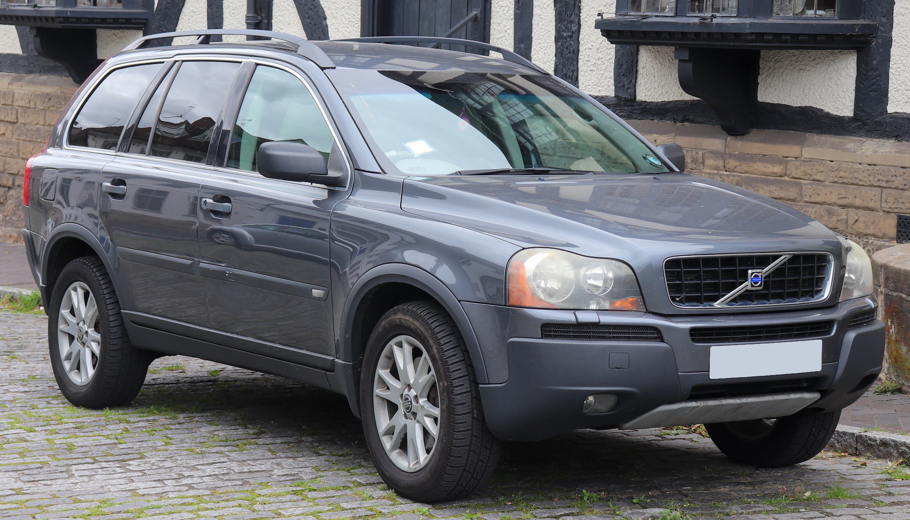 VOLVO XC90 PHEV — photo 1