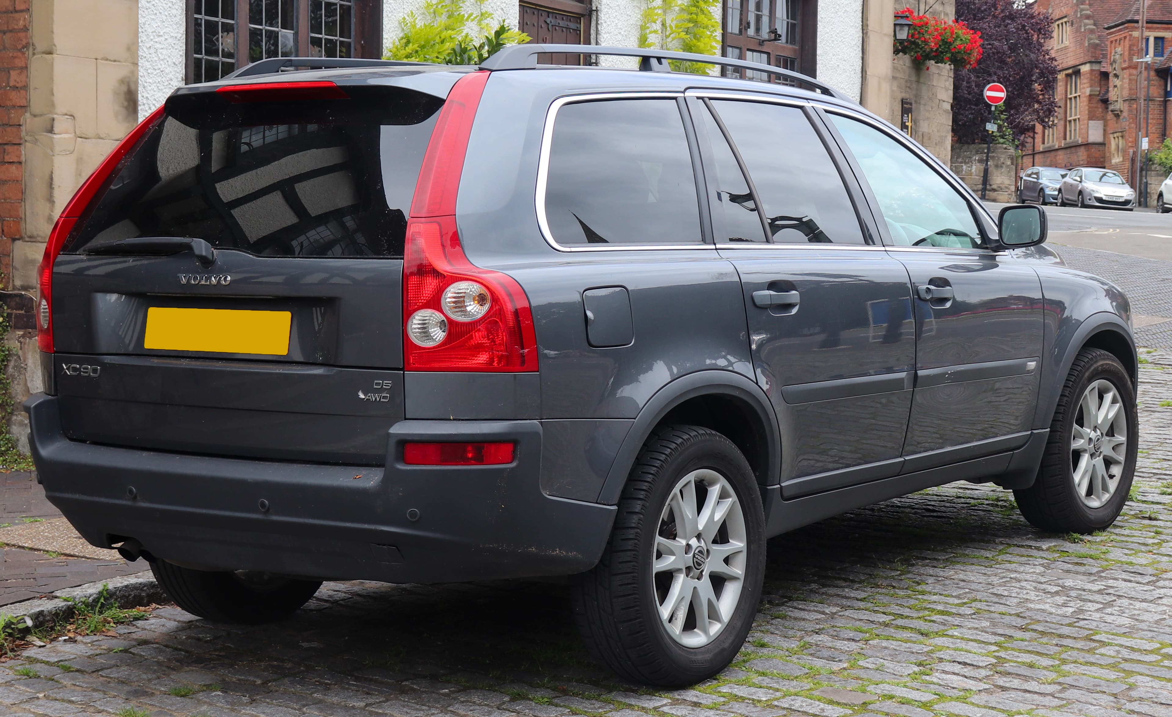 VOLVO XC90 PHEV — photo 3