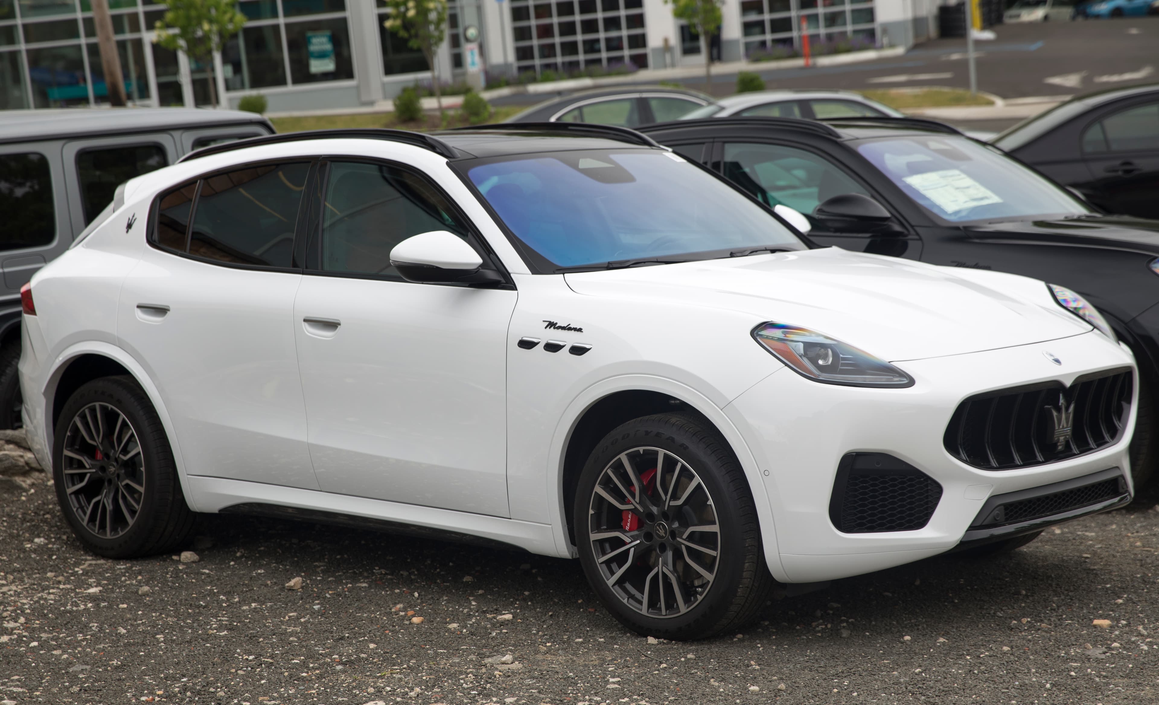 MASERATI Grecale