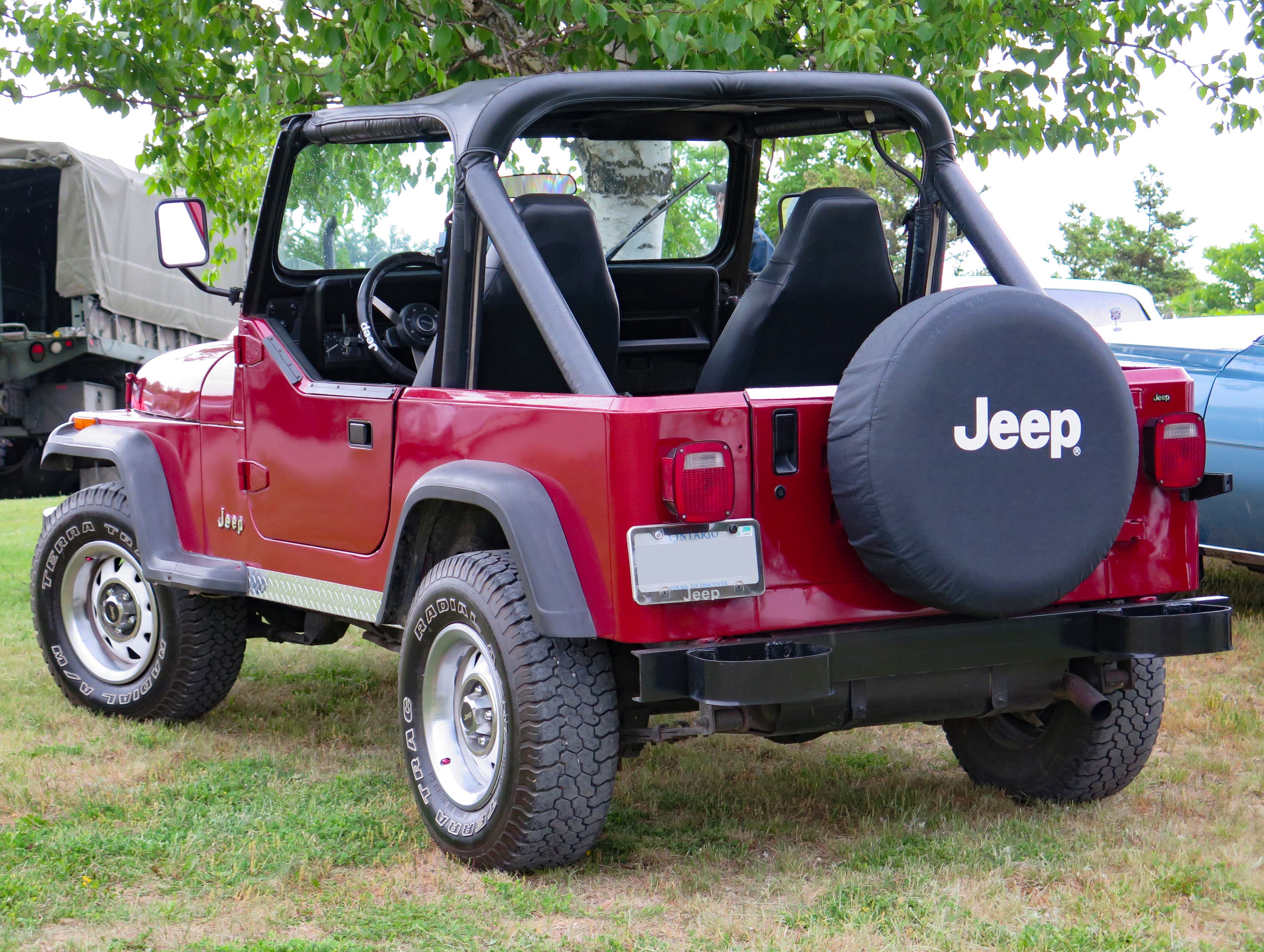 JEEP Wrangler — photo 2