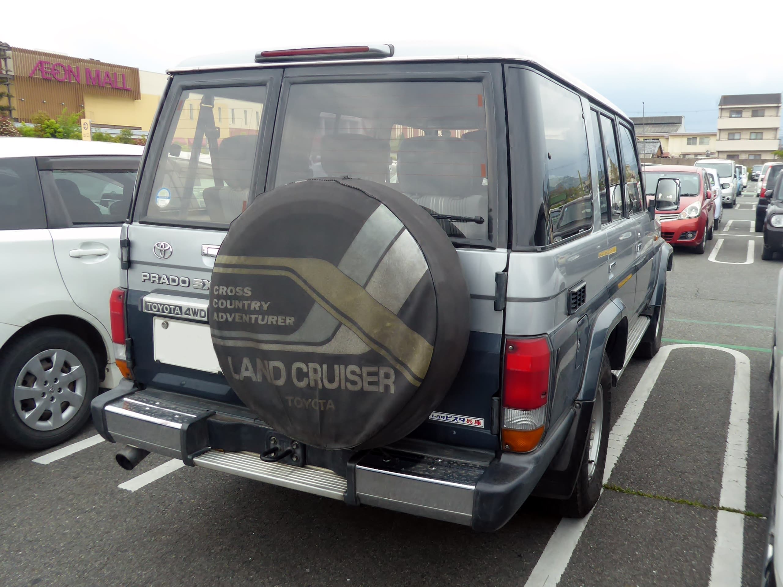 TOYOTA Land Cruiser Prado — photo 3