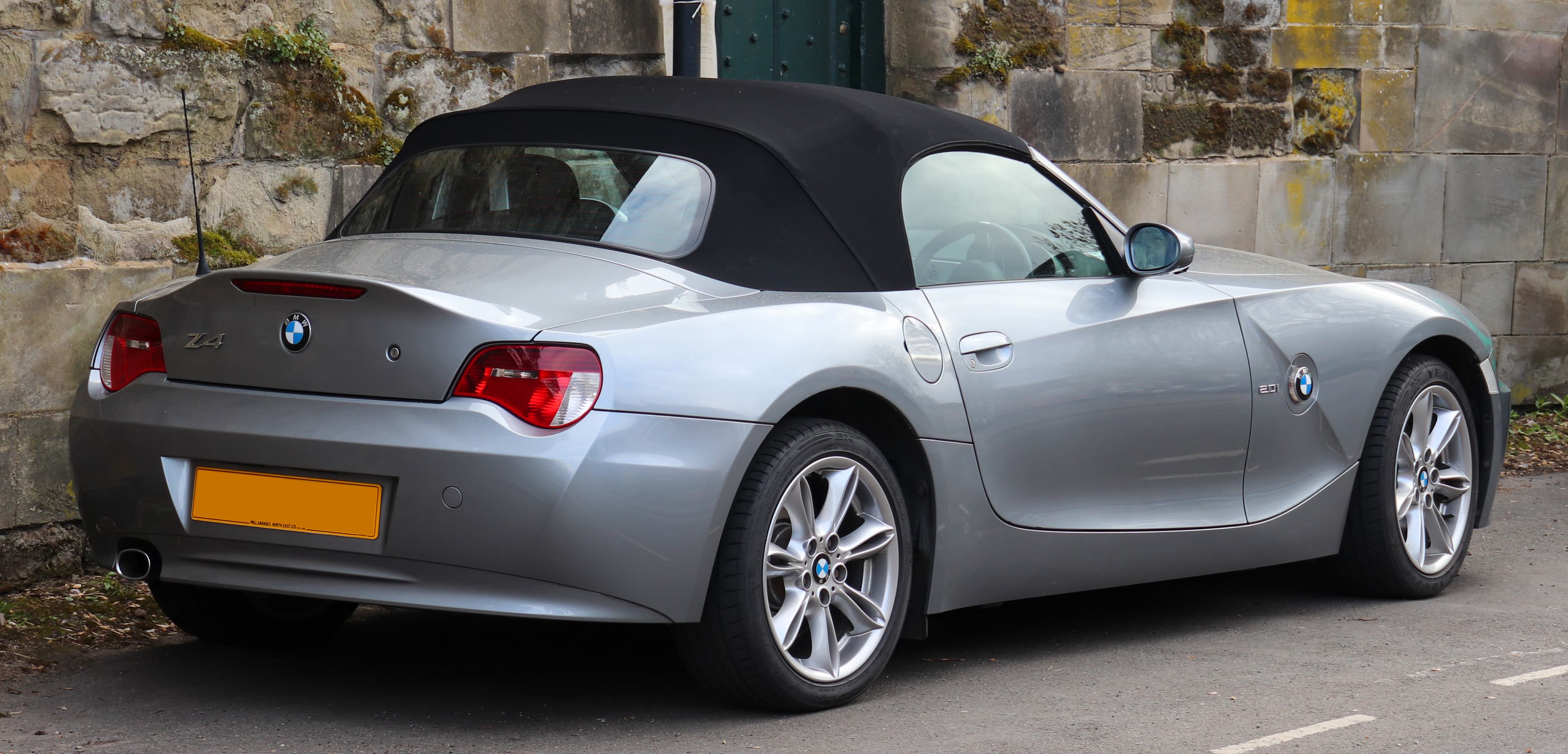 BMW Z4 — photo 3