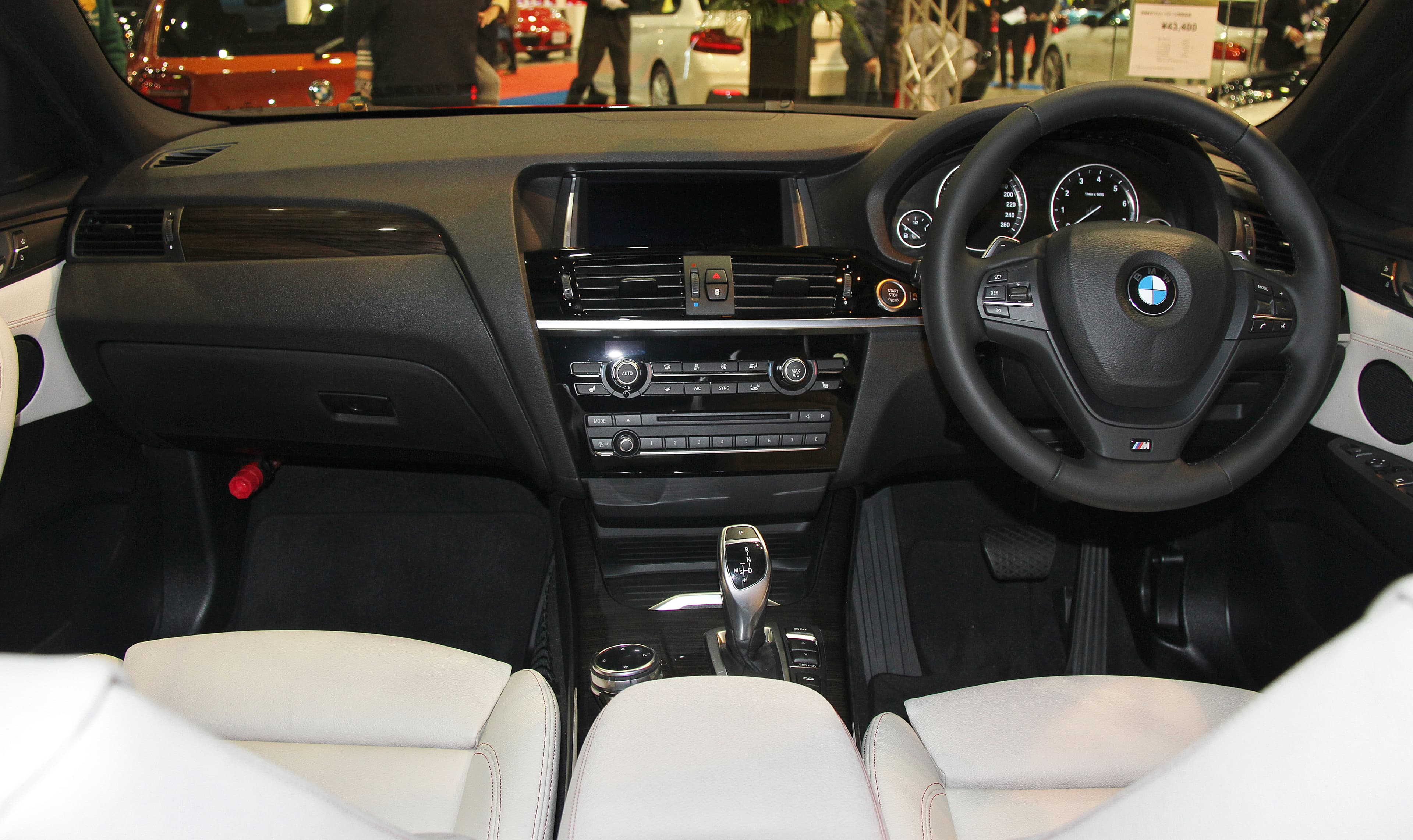 BMW X4 — photo 1