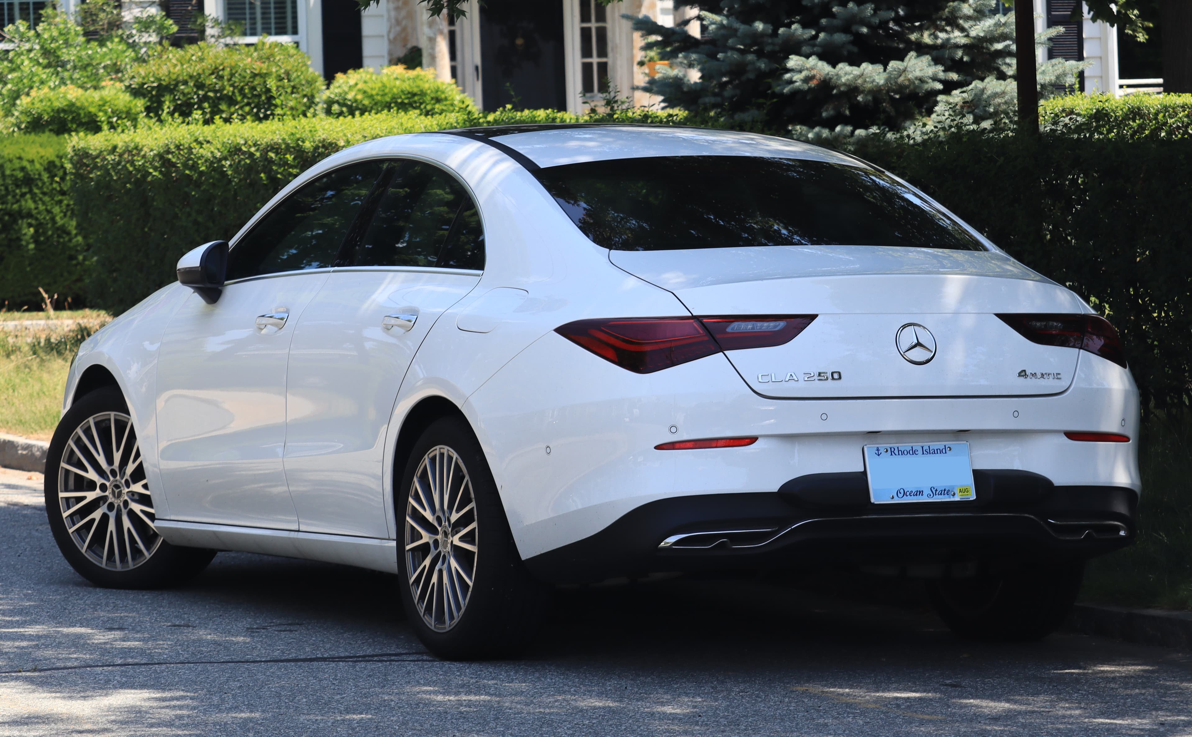 MERCEDES CLA EV — photo 2