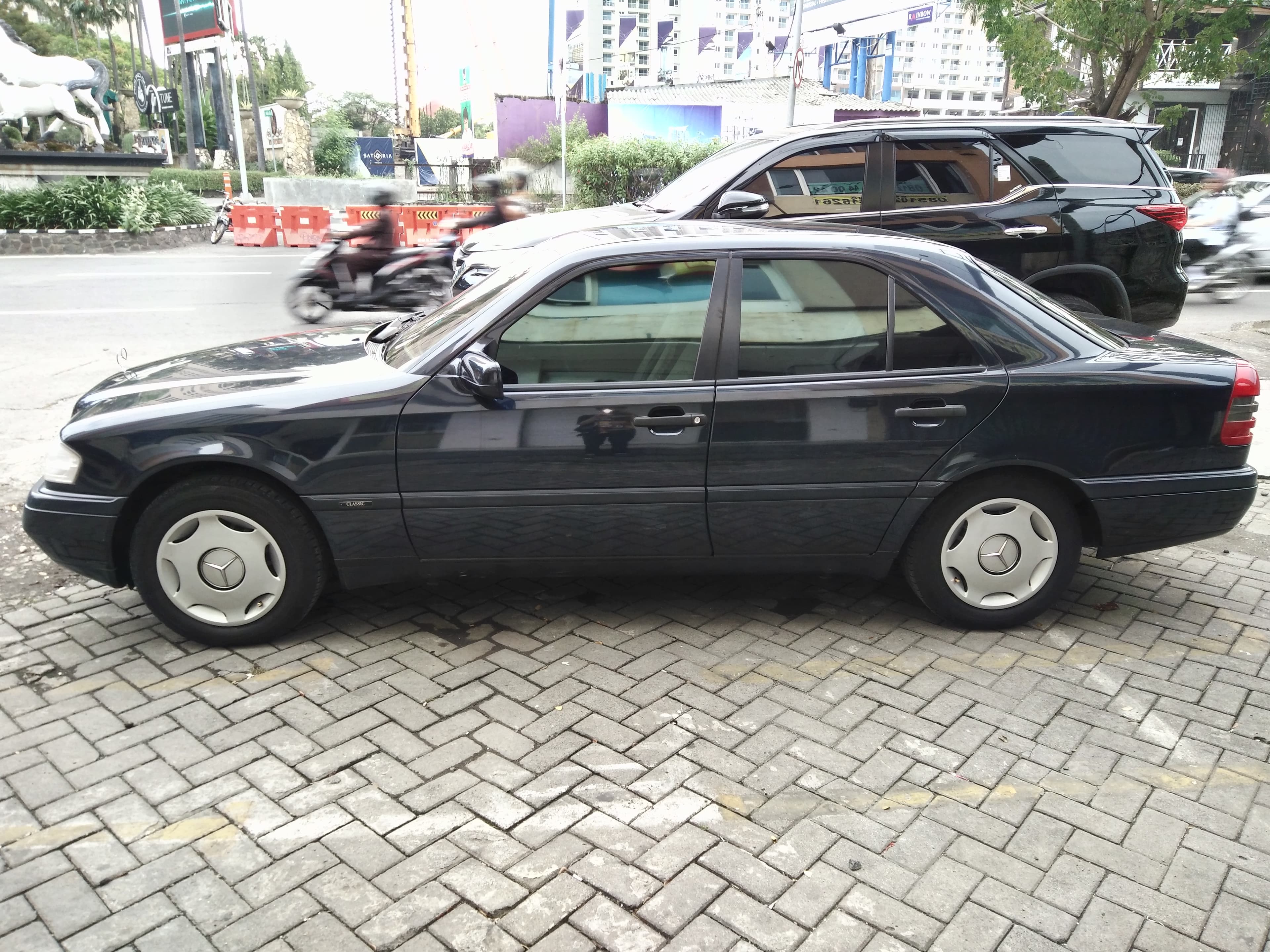 MERCEDES Classe C — photo 2