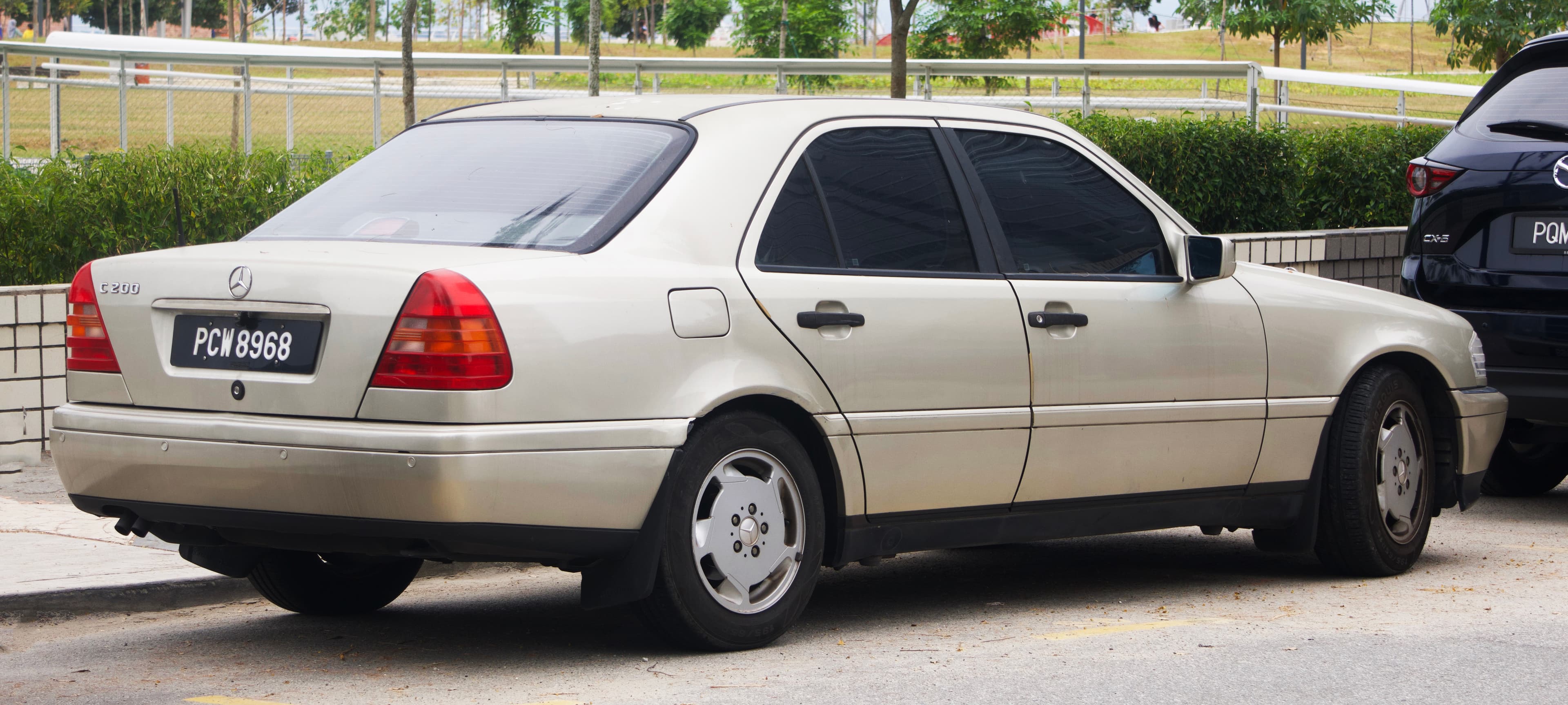 MERCEDES Classe C — photo 4