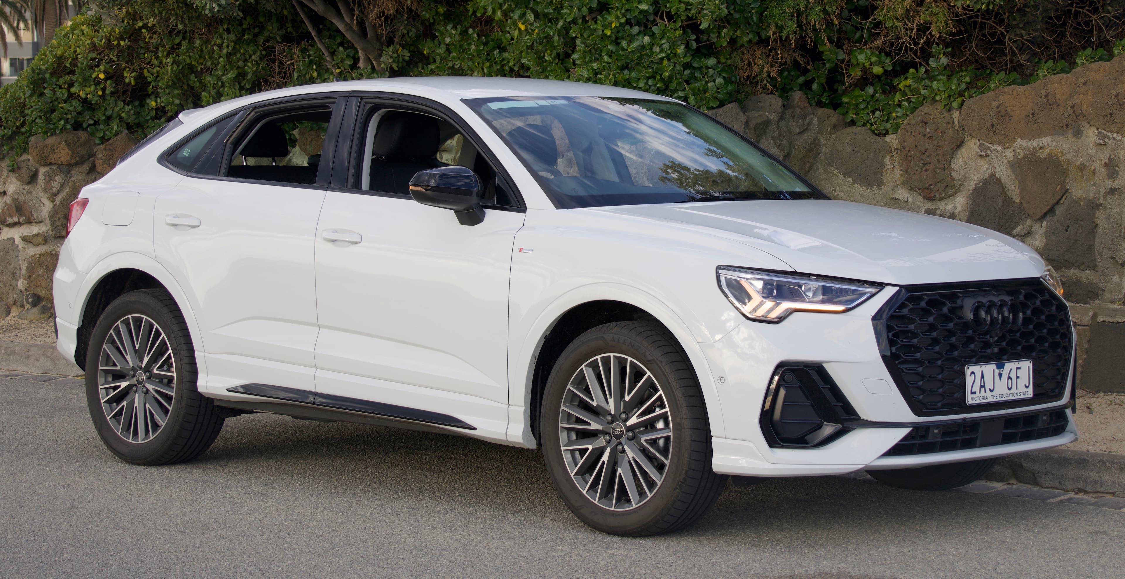 AUDI Q3 Sportback — photo 1