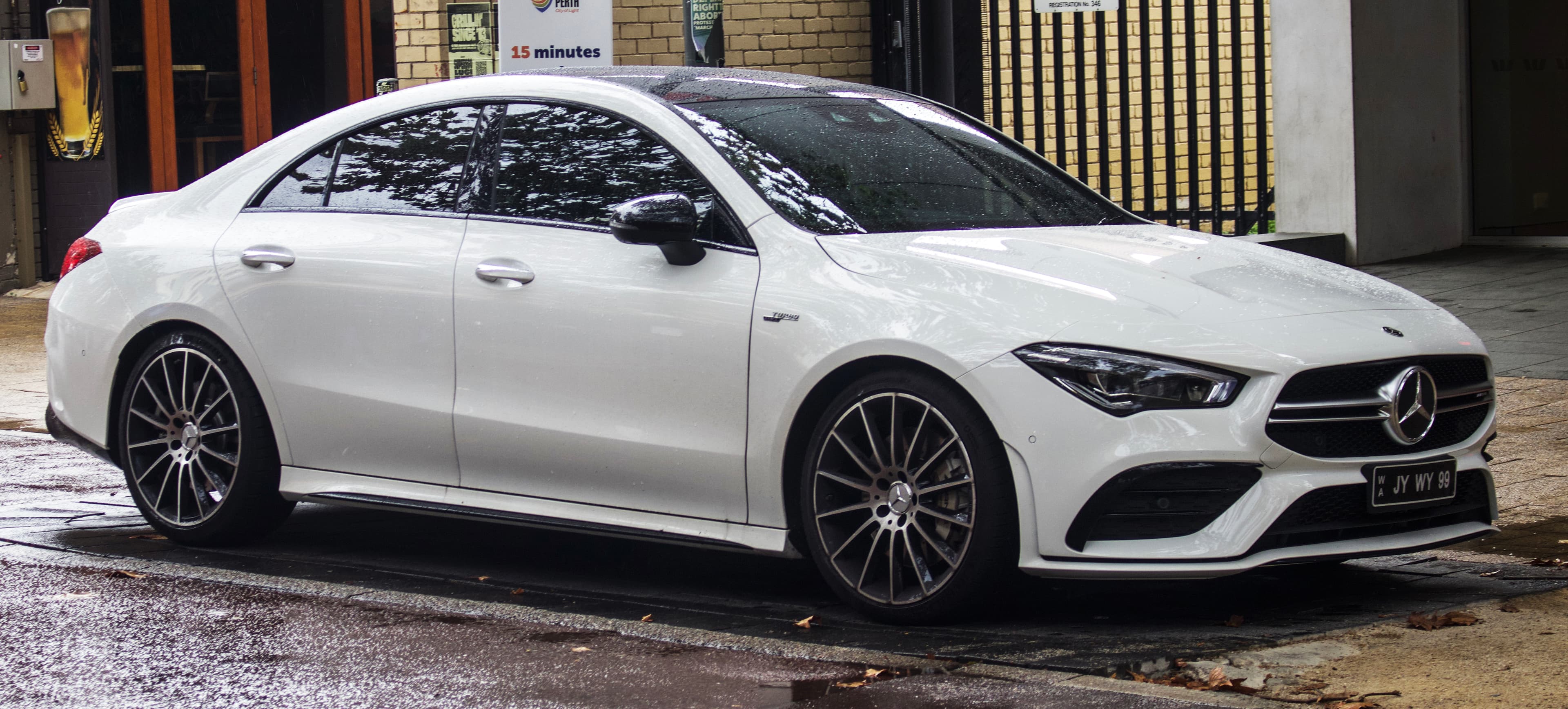 MERCEDES CLA — photo 1