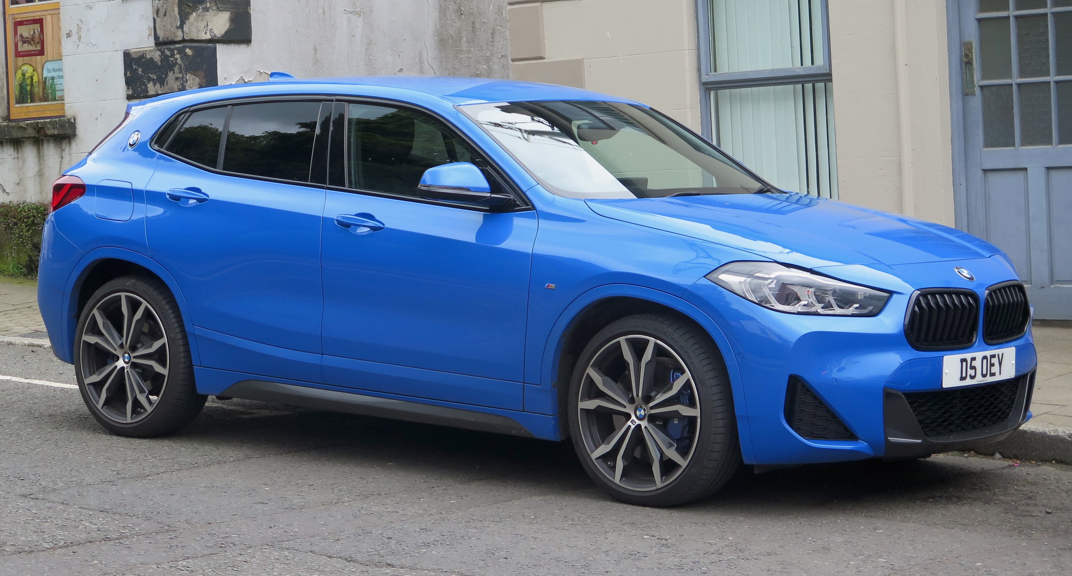 BMW X2