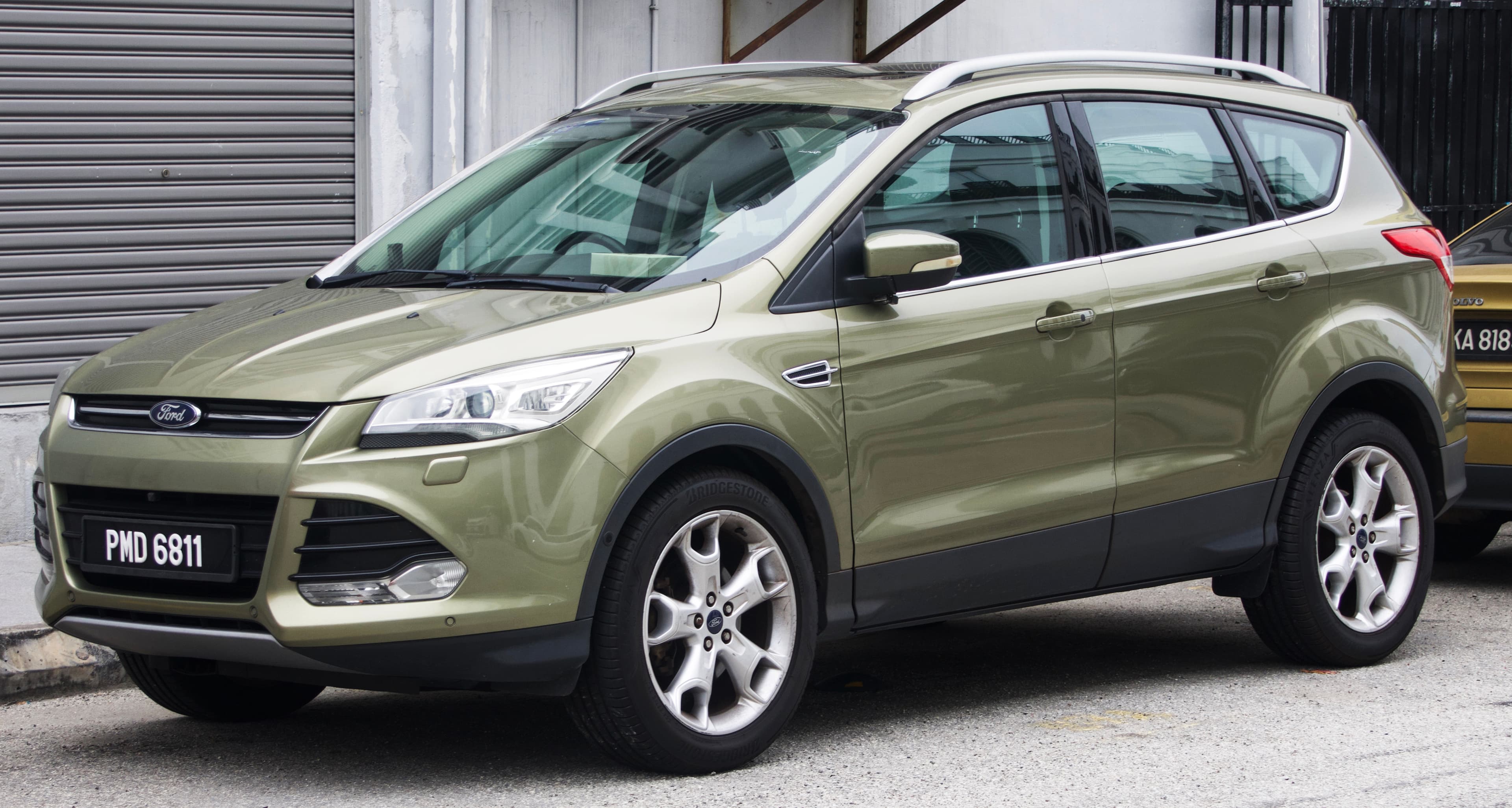 FORD Kuga — photo 1