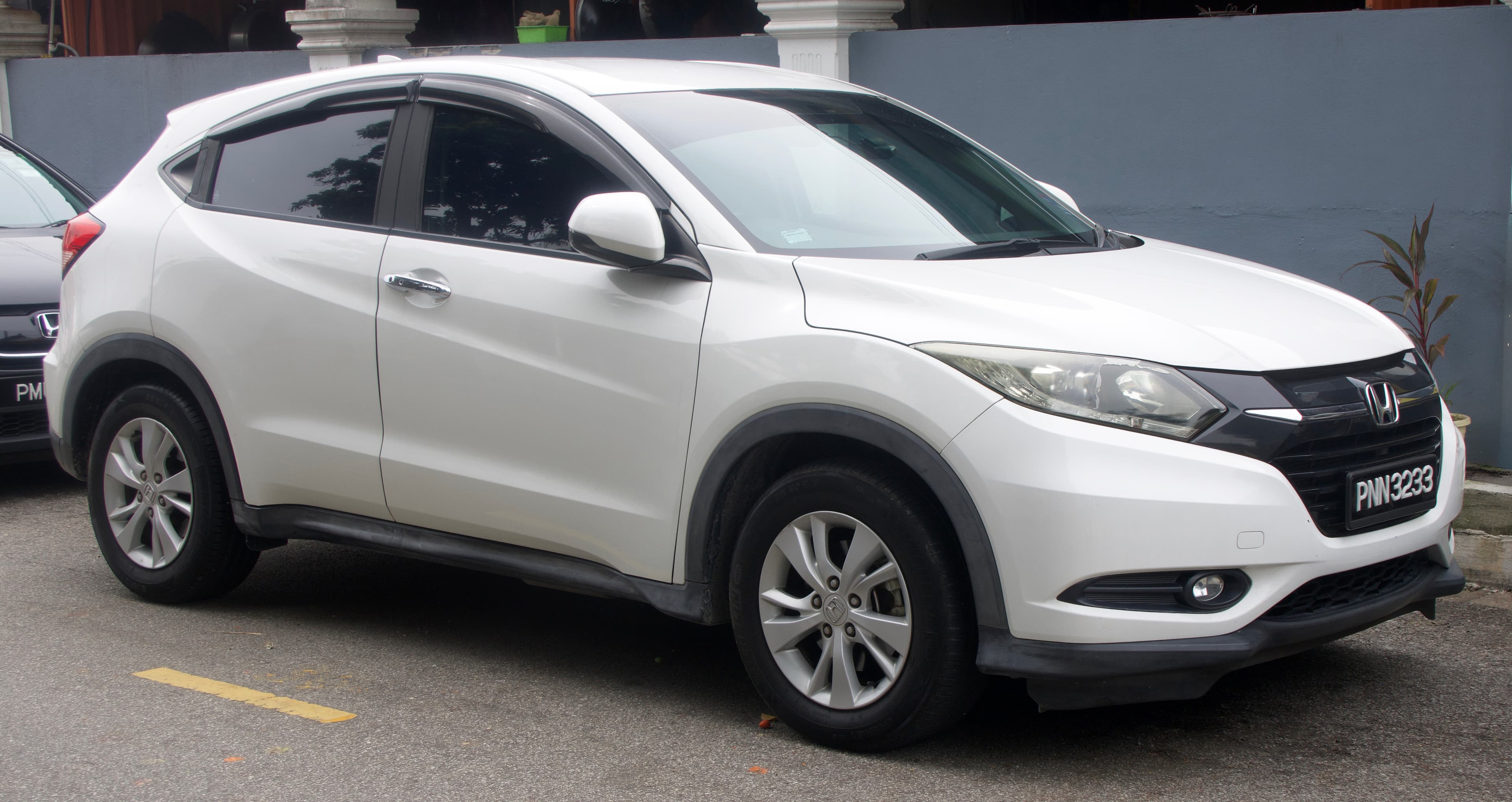HONDA HR-V — photo 1