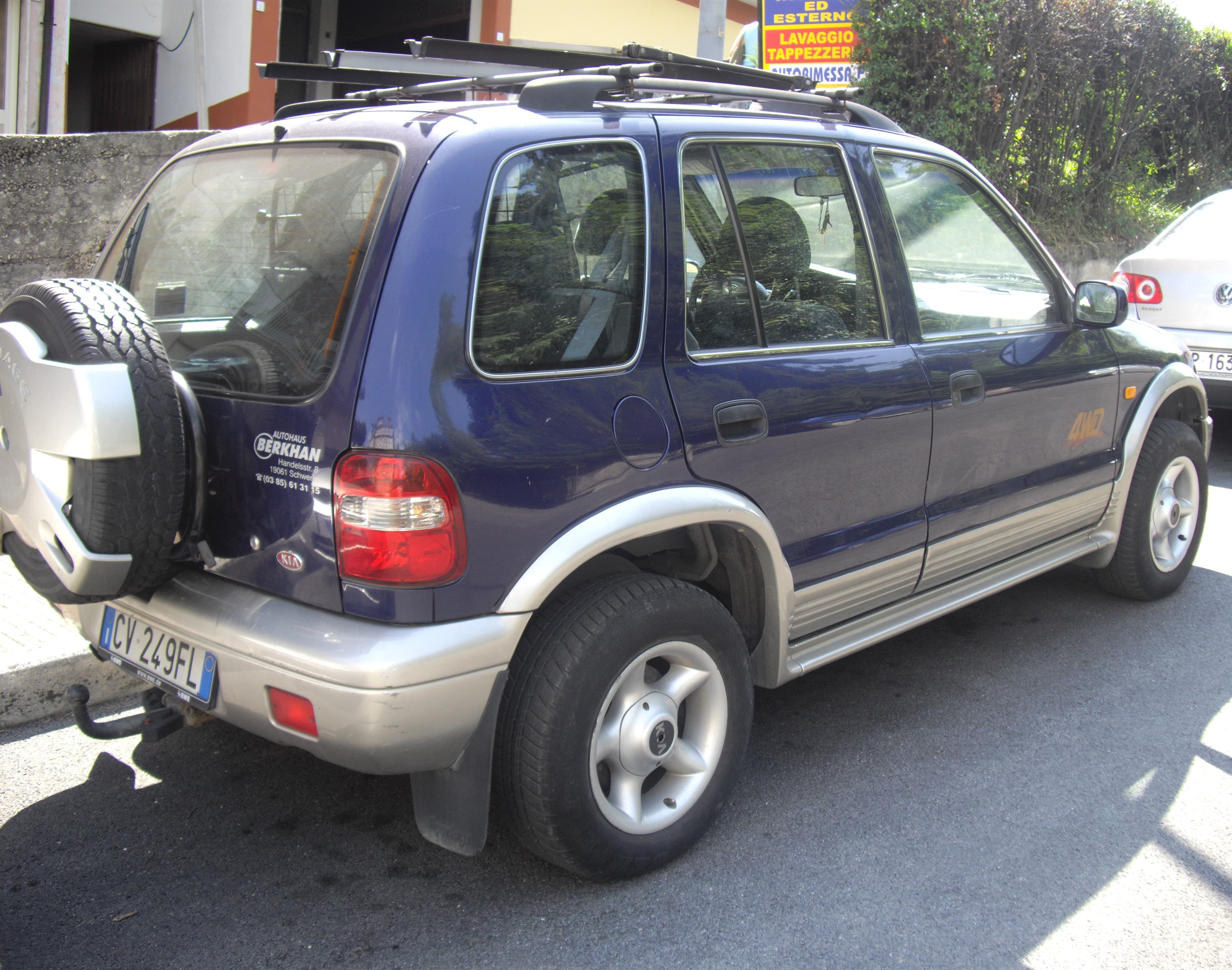 KIA Sportage — photo 2