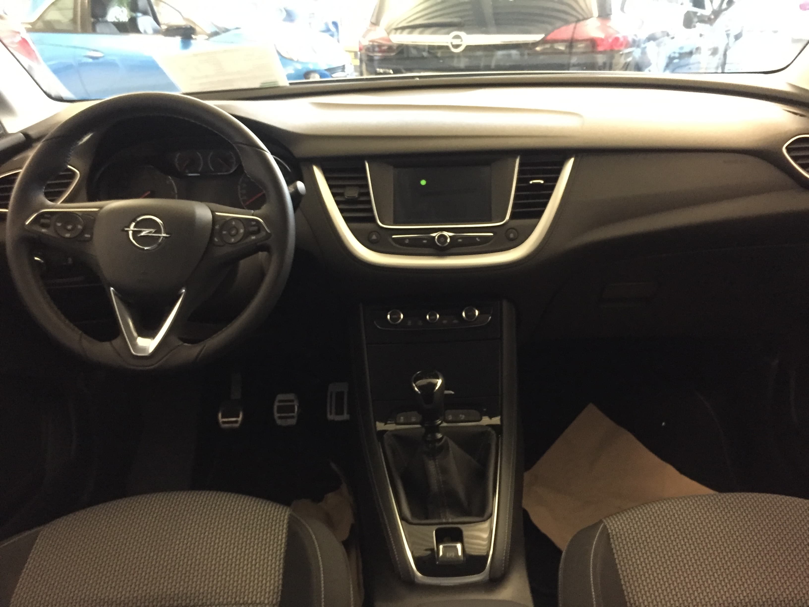 OPEL Grandland — photo 1