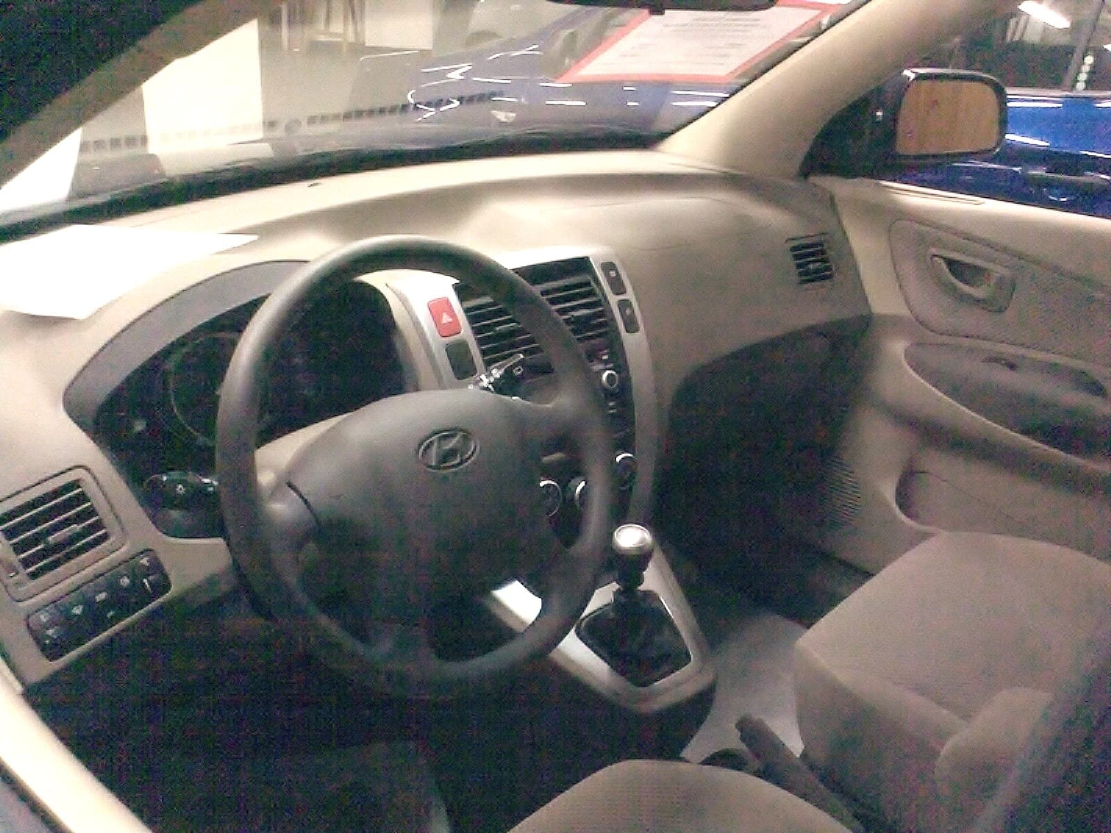 HYUNDAI Tucson — photo 1