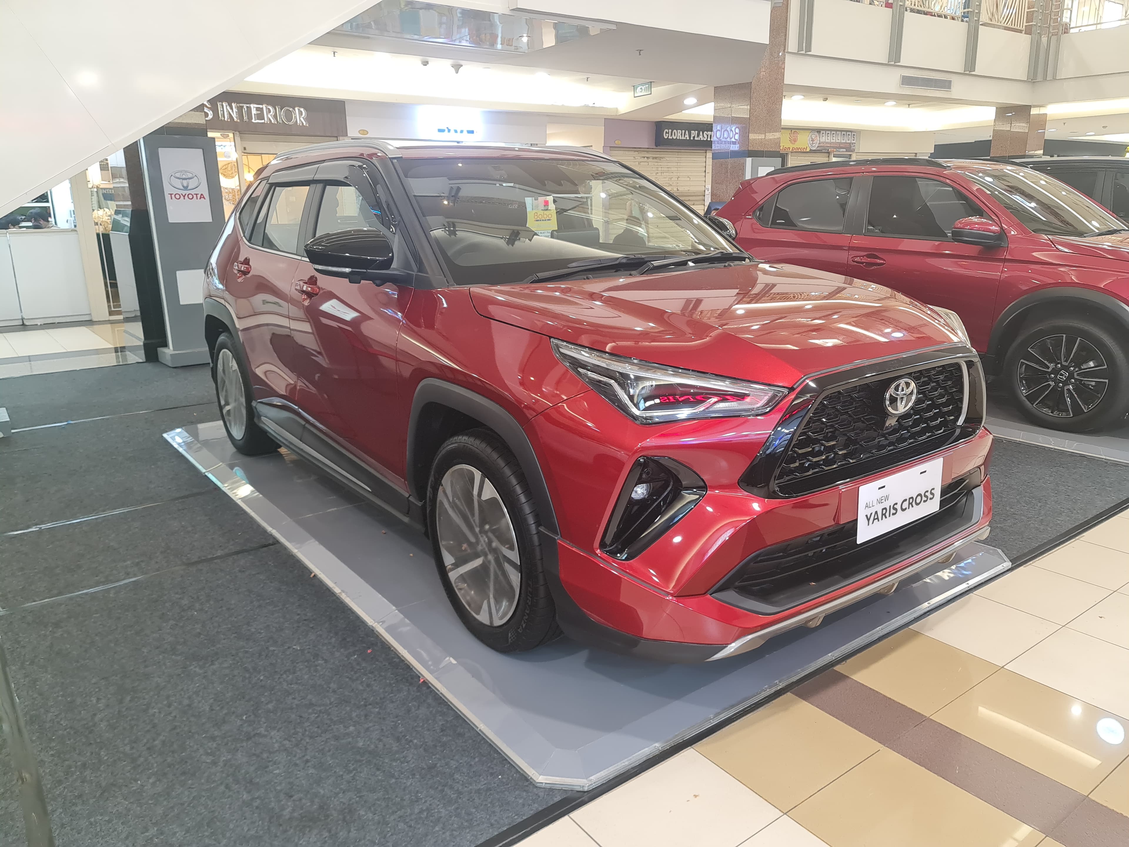 TOYOTA Yaris Cross — photo 1