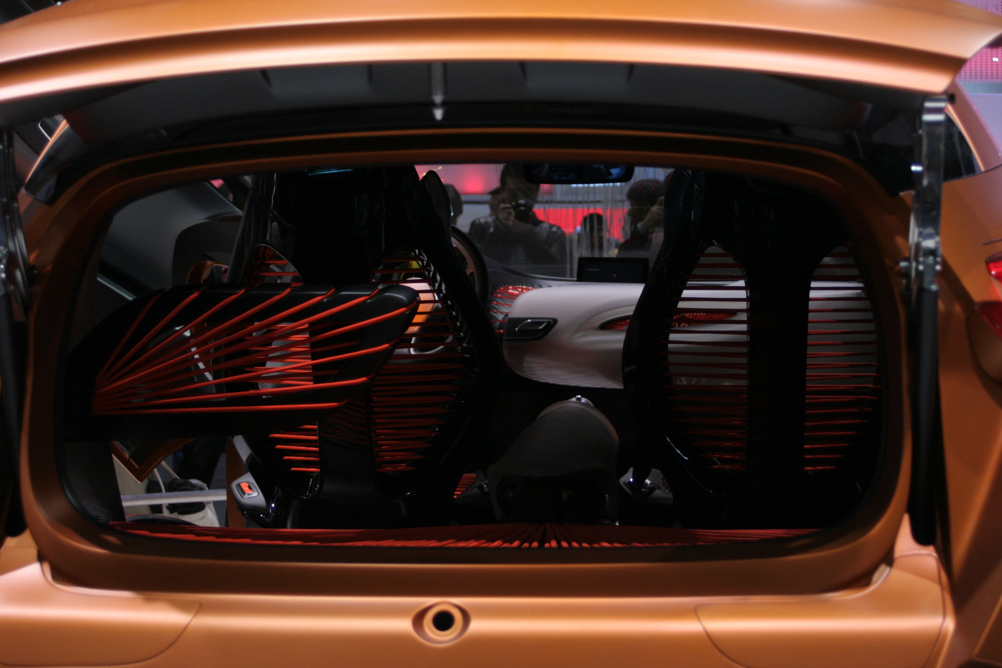 RENAULT Captur E-Tech — photo 1