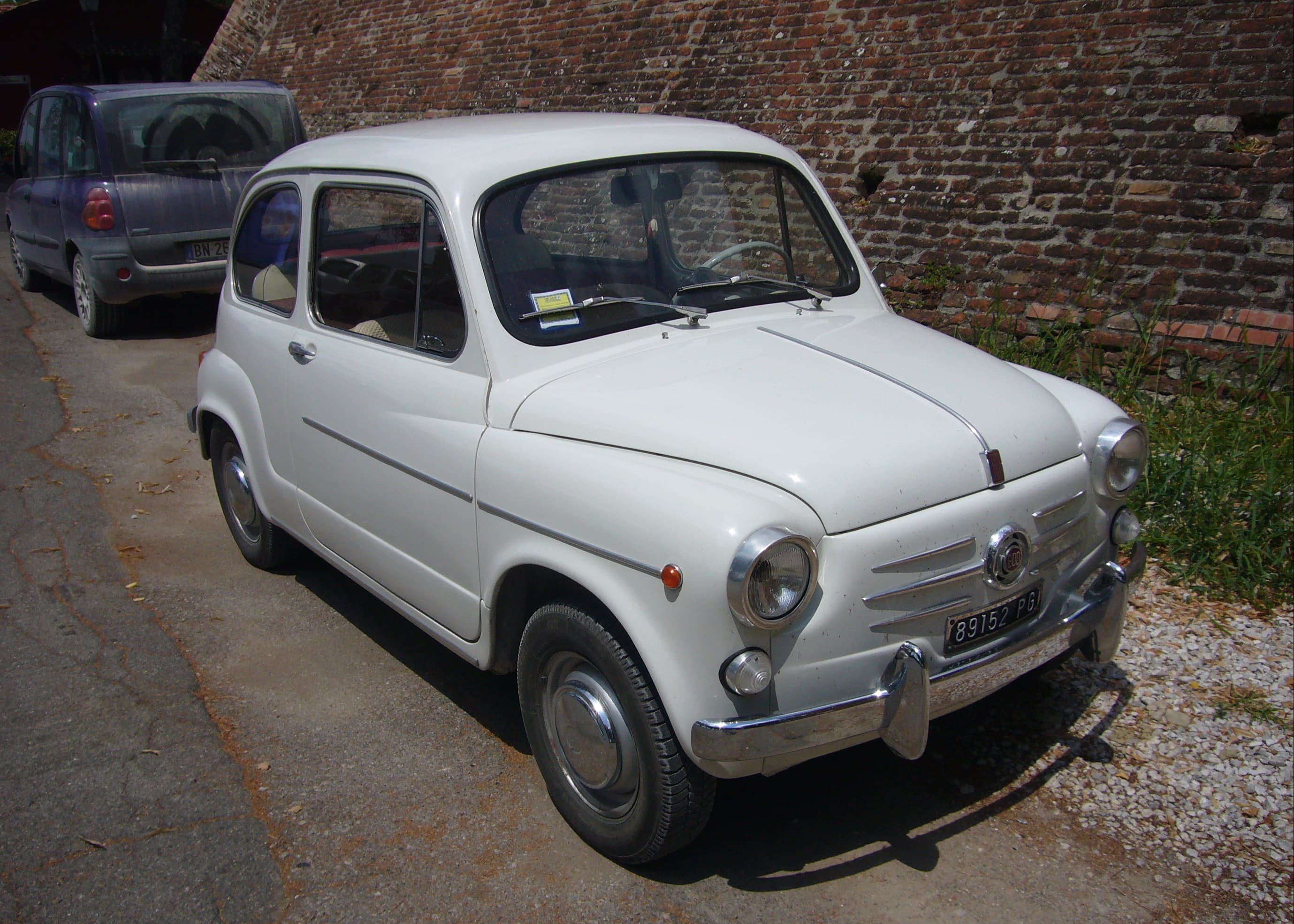 FIAT 600