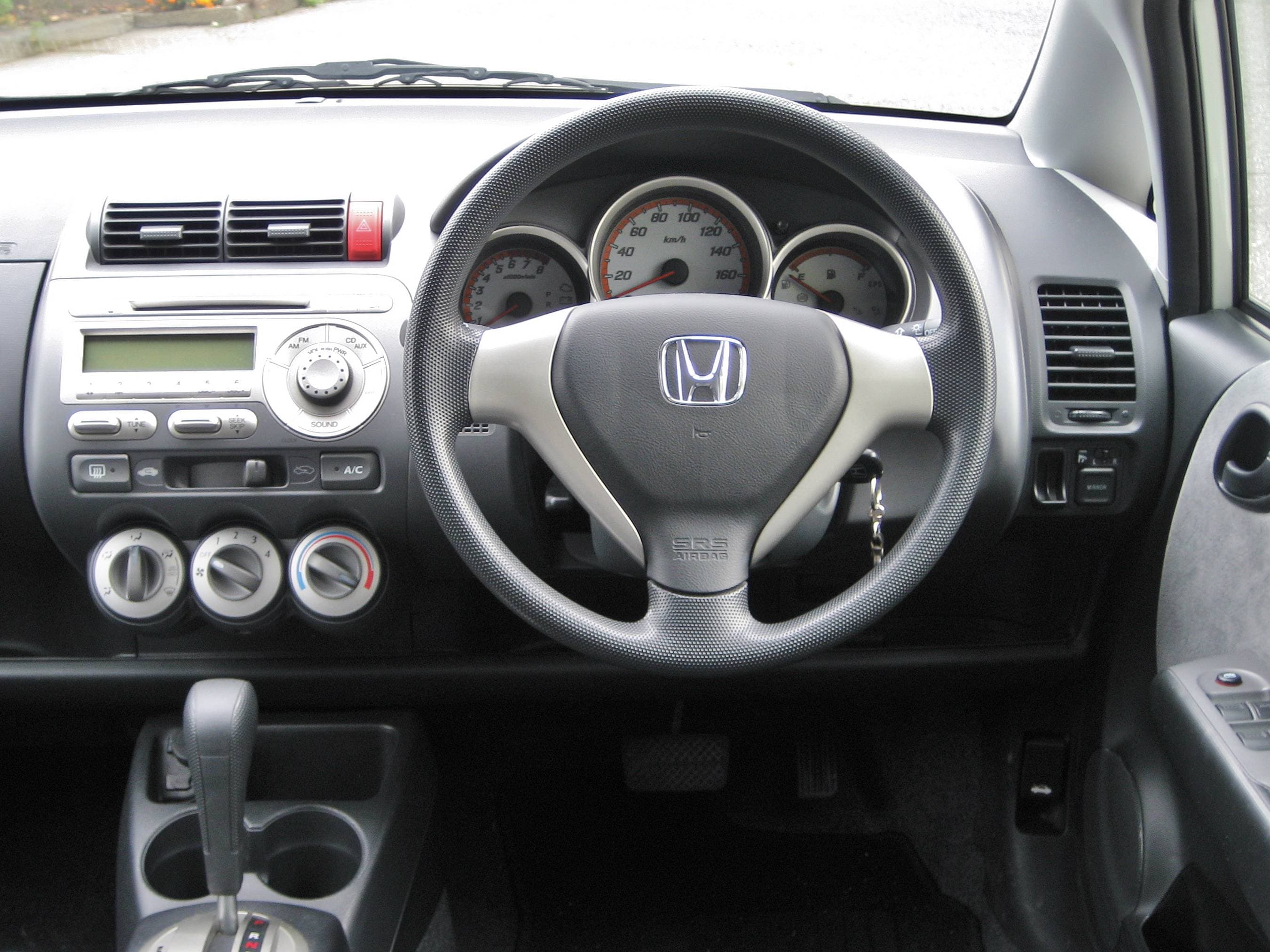 HONDA Jazz — photo 1
