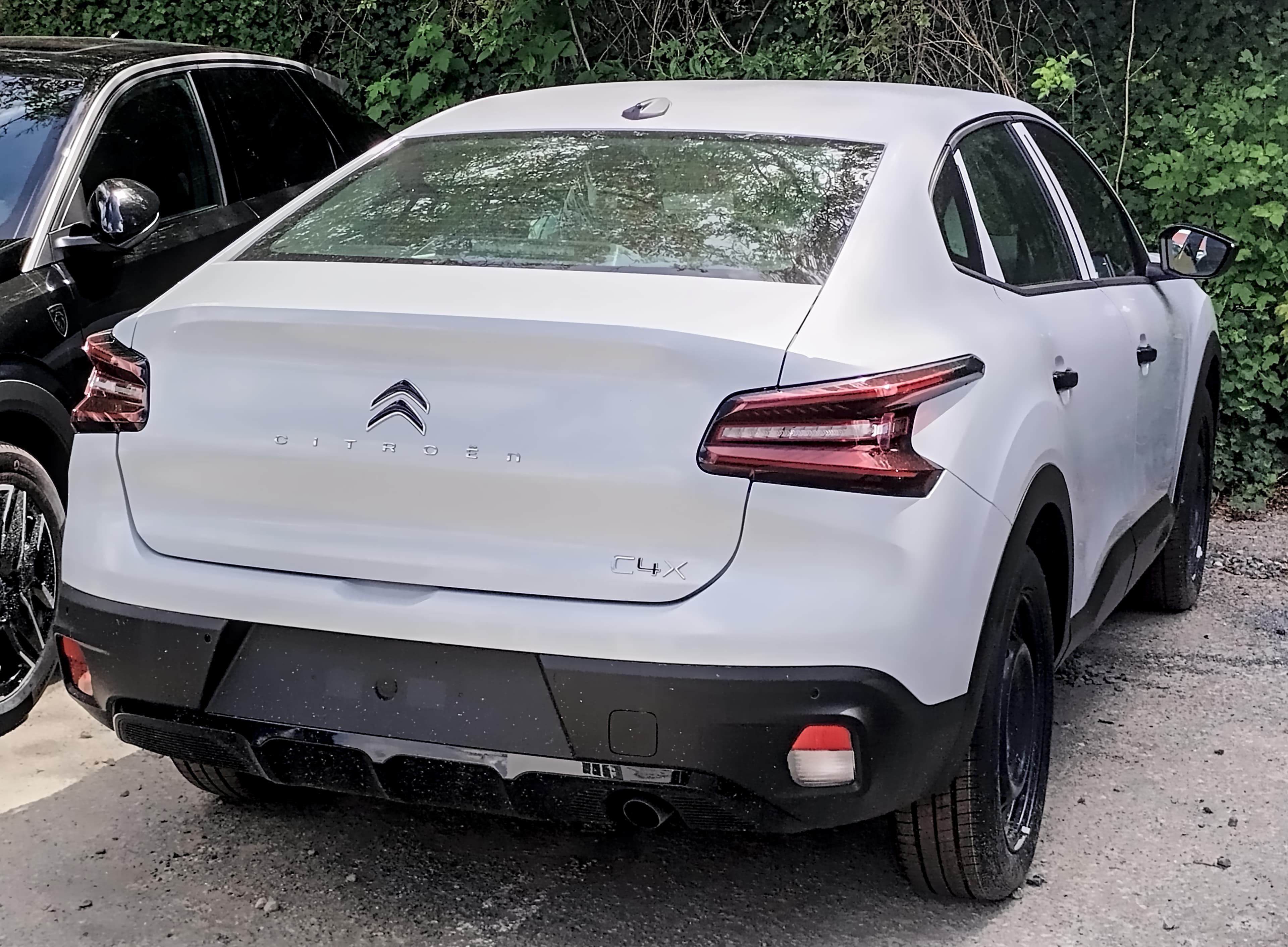 CITROËN C4 X — photo 1