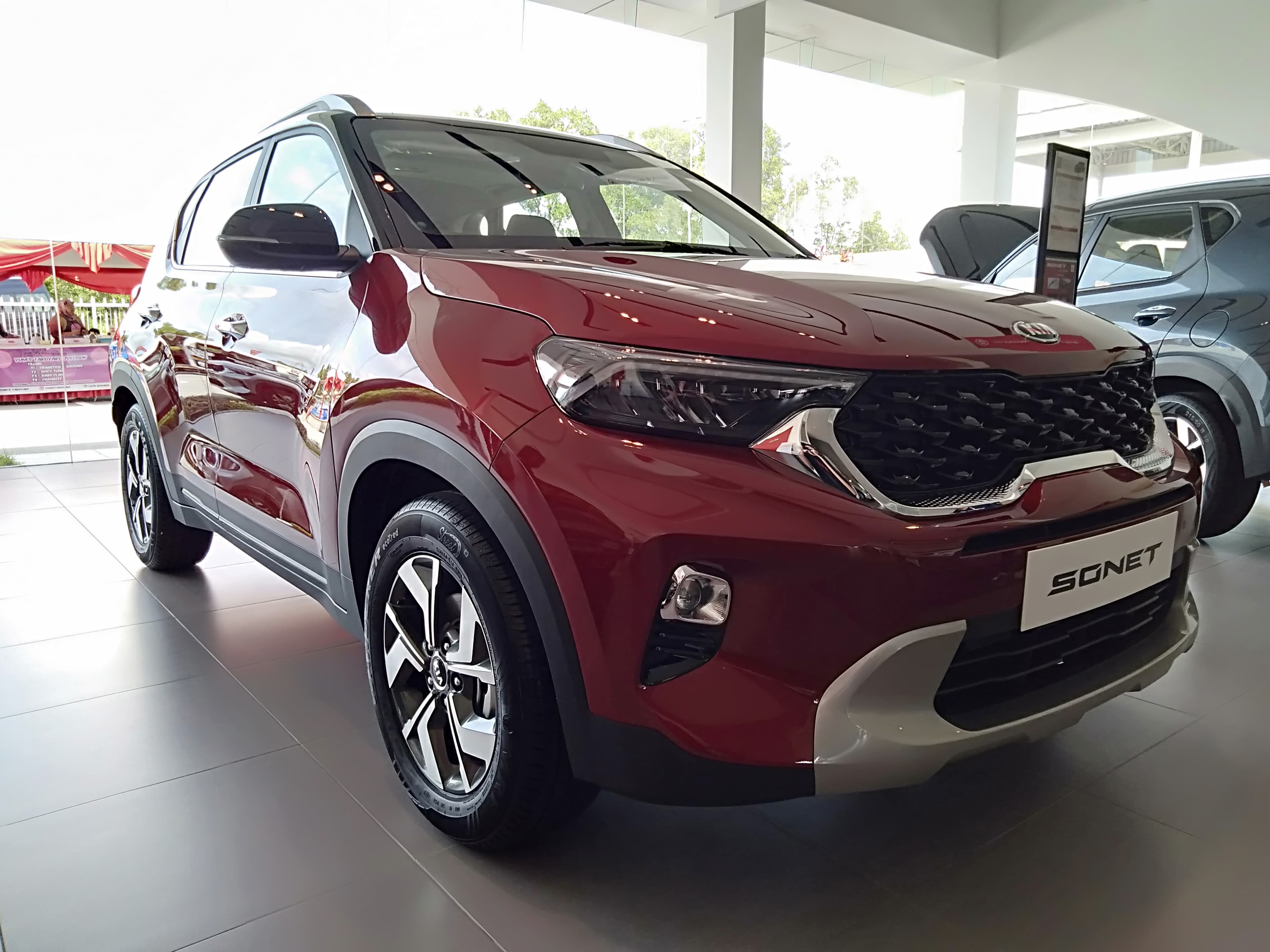 KIA Sonet — photo 1