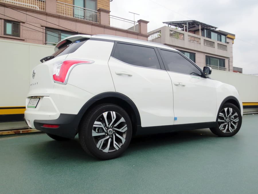 KGM Tivoli — photo 1