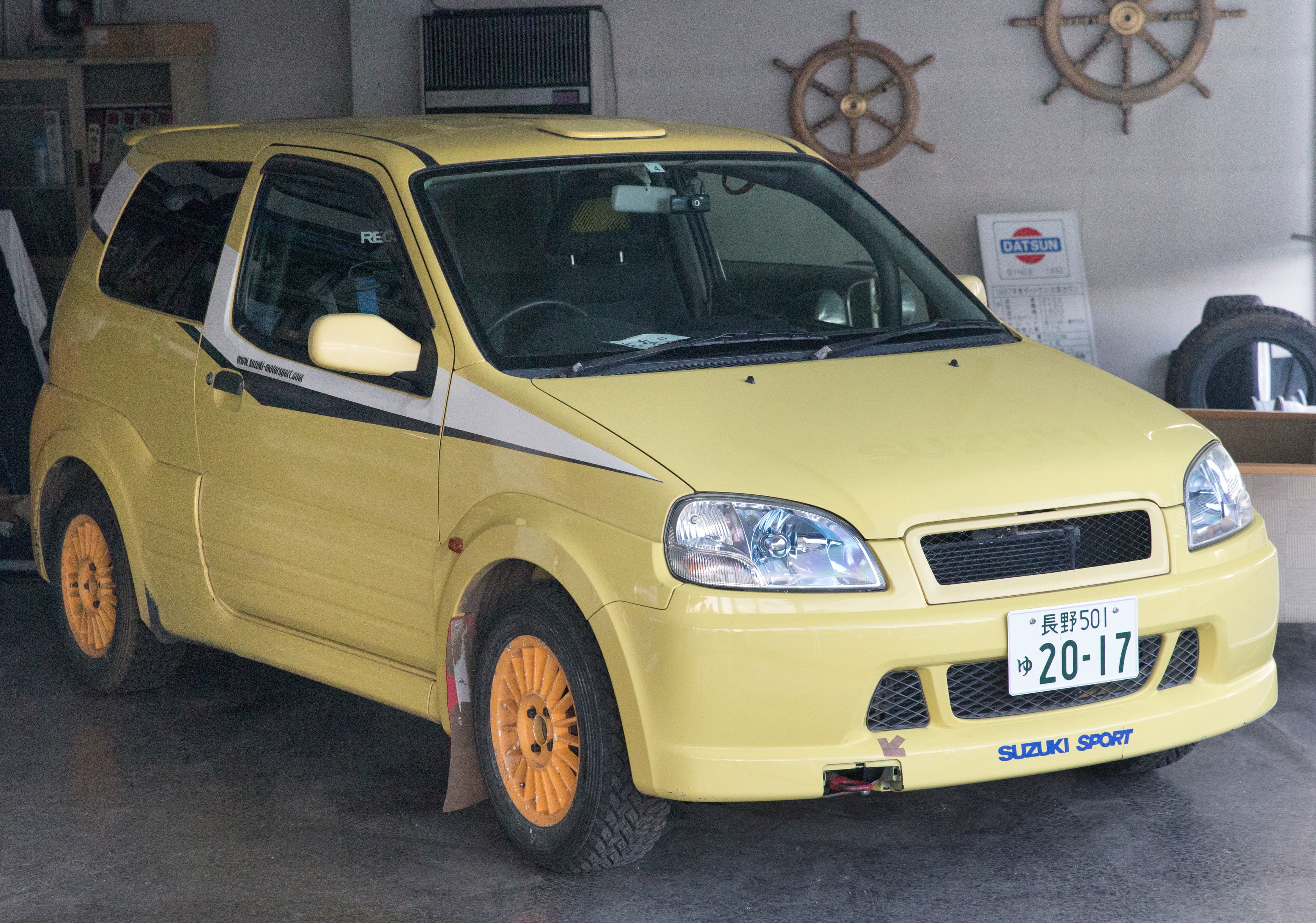 SUZUKI Swift