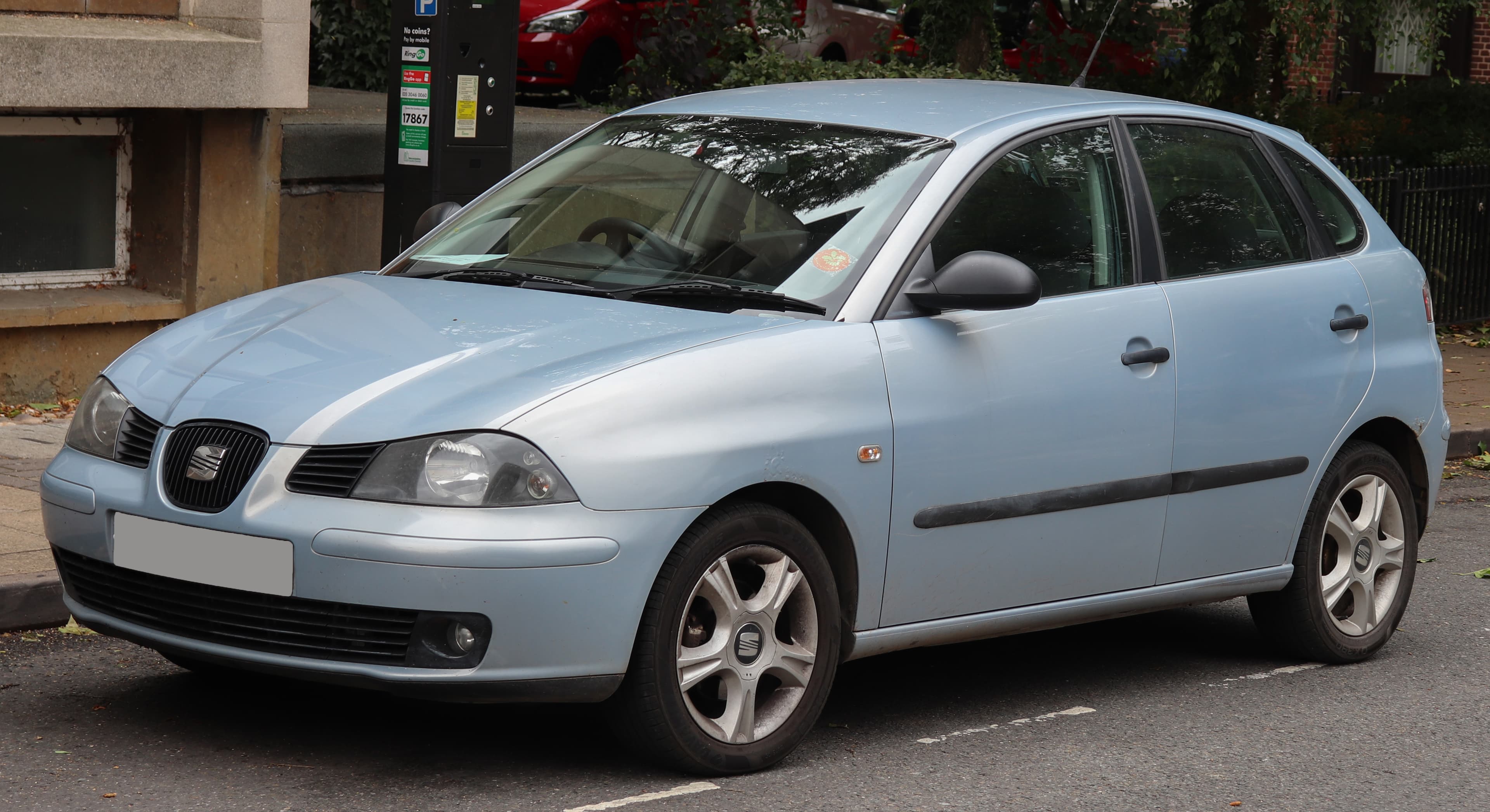 SEAT Ibiza — photo 1