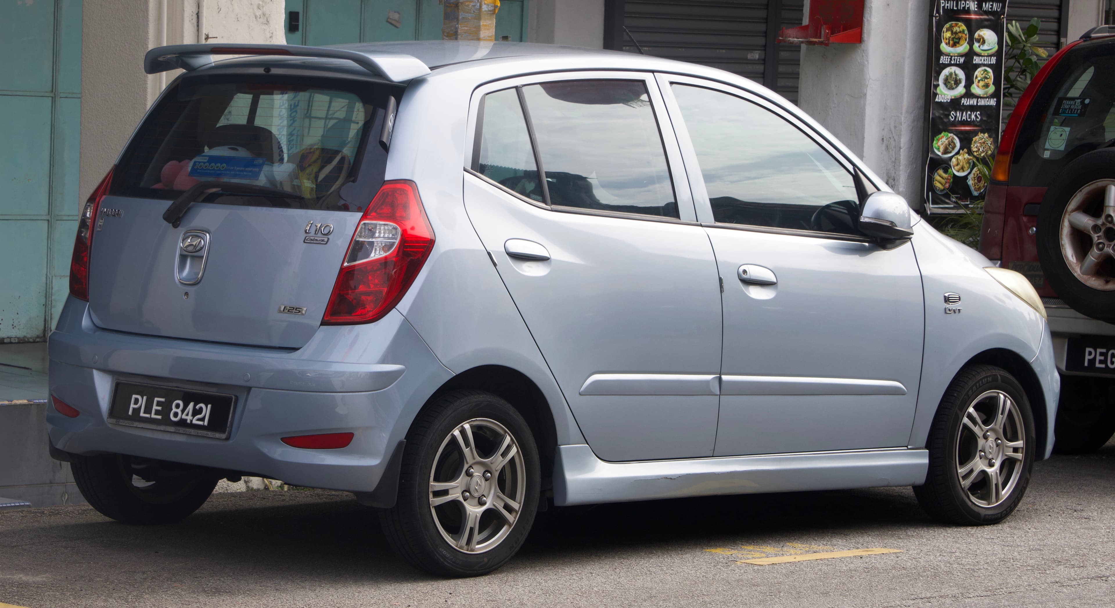 HYUNDAI i10 — photo 3