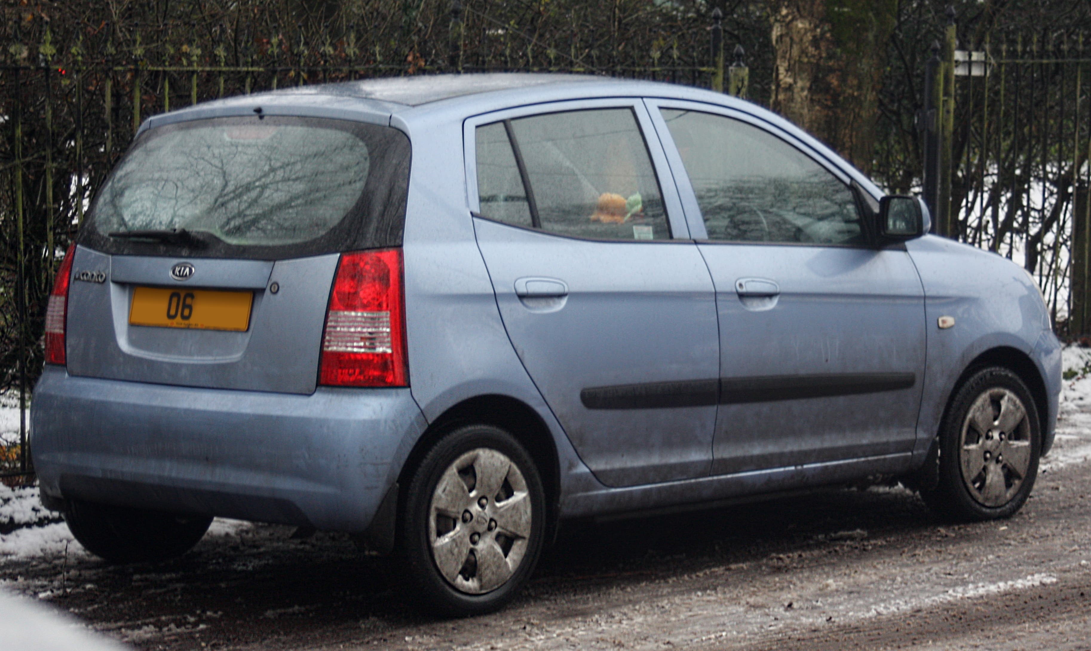 KIA Picanto — photo 2