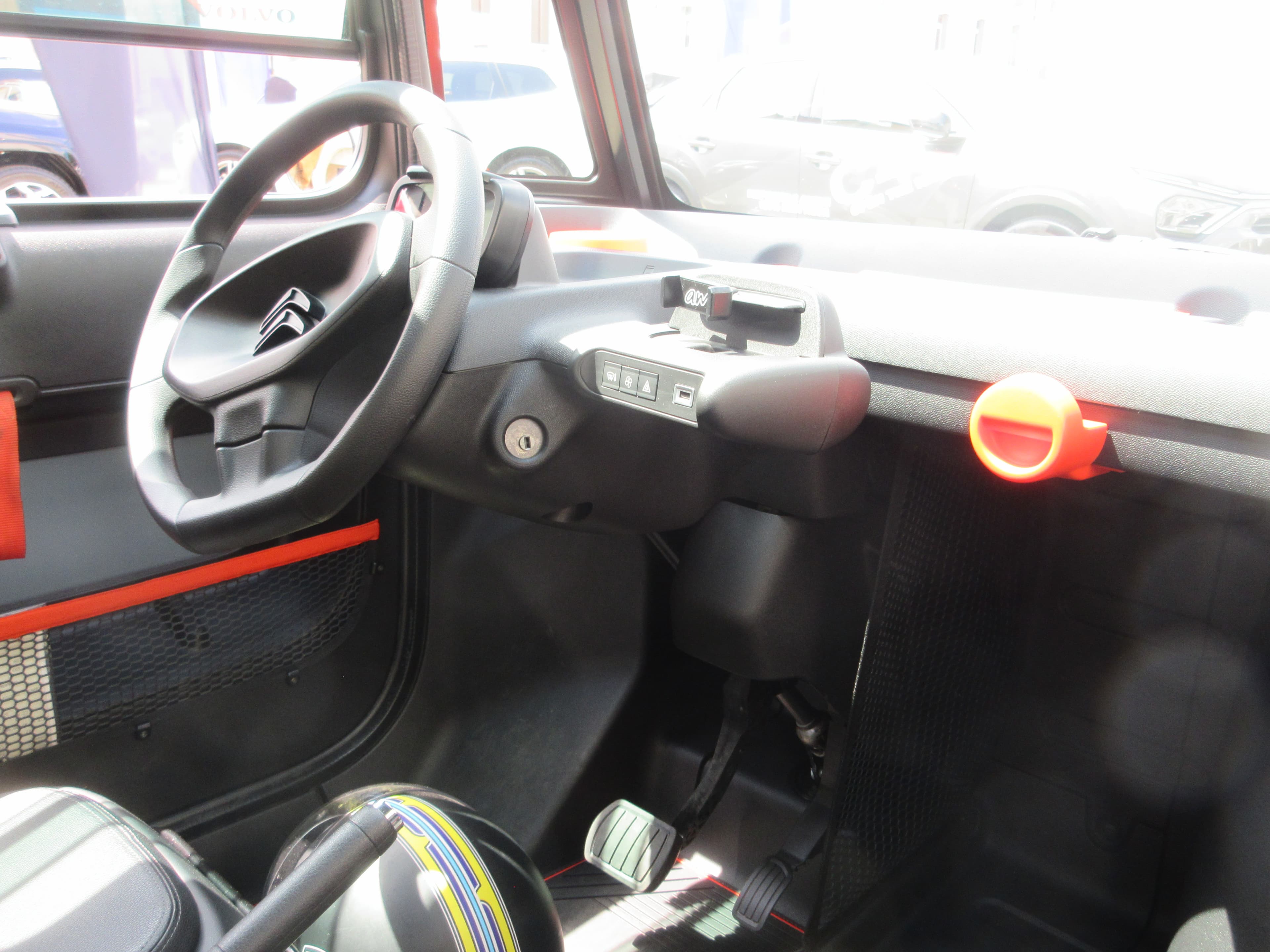CITROËN AMI — photo 1